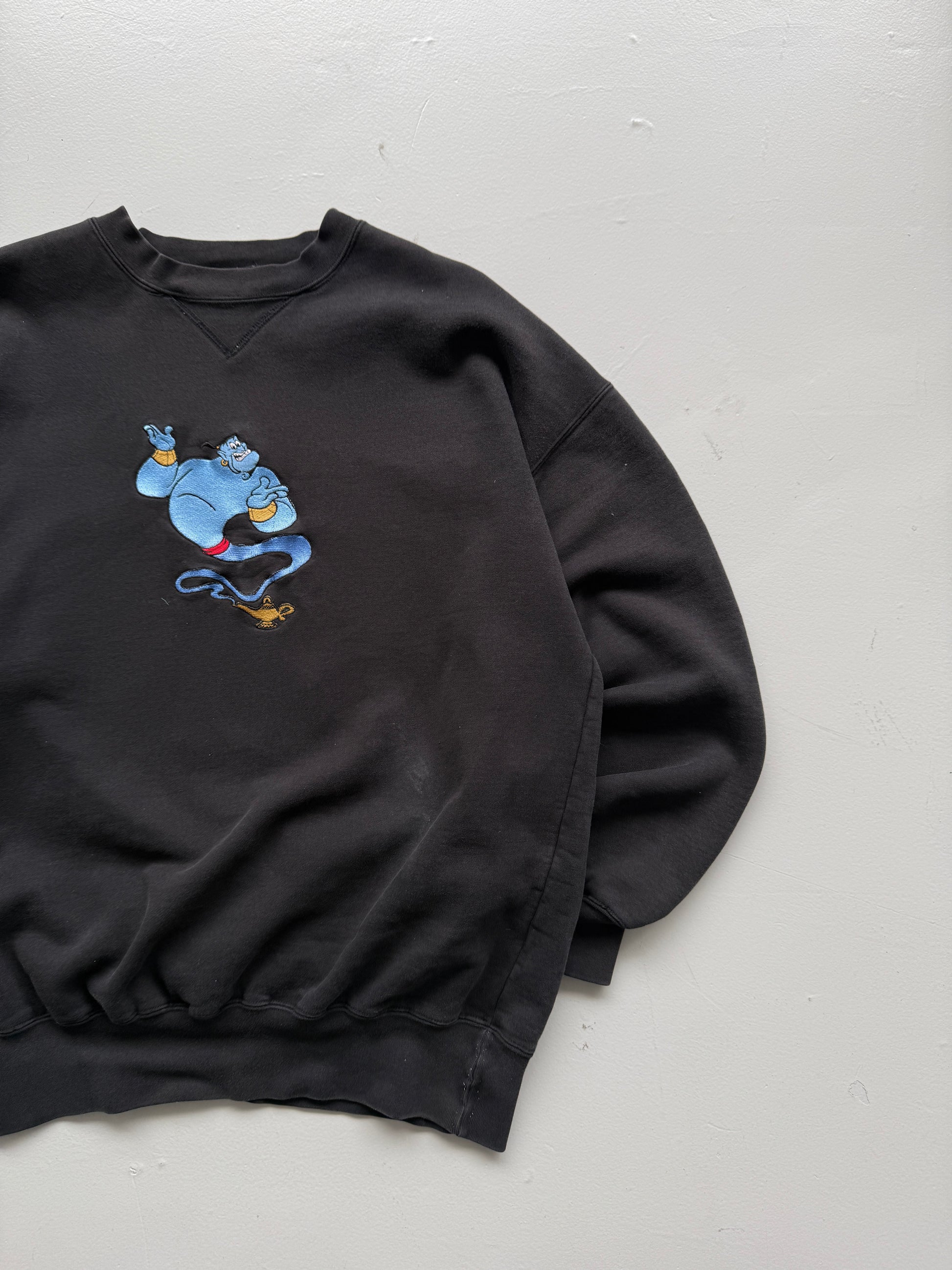 Disney Aladdin Genie 90's Vintage Embroidered Sweatshirt - Large