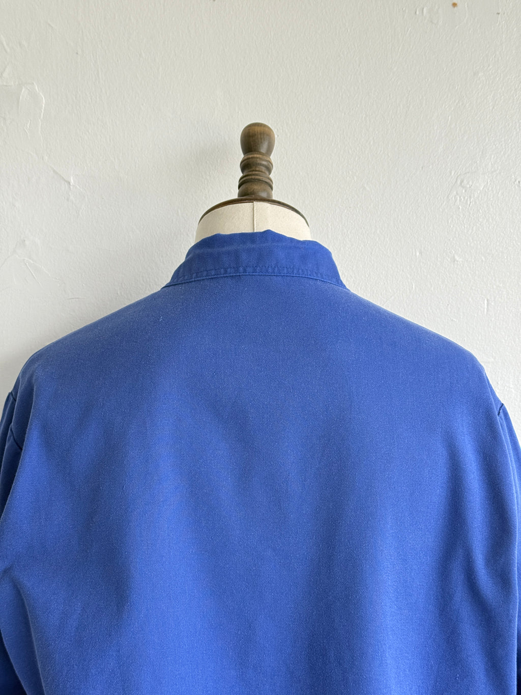 Thrashed Blue French 80's Vintage Workwear Chore Jacket CH516 - Large
