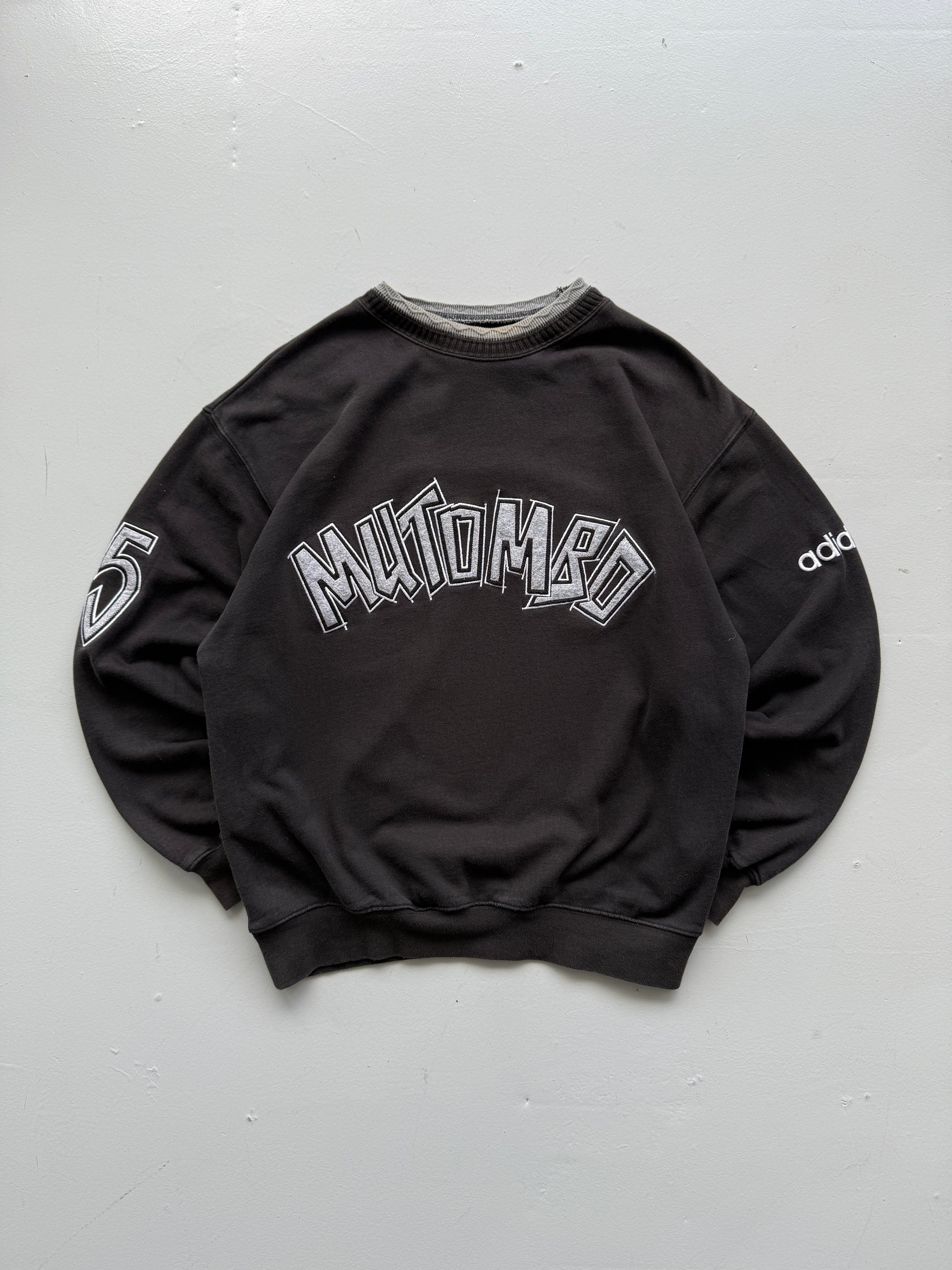 Black Rare Adidas NBA Mutombo Basketball 90's Vintage Sweatshirt Jumper - Small