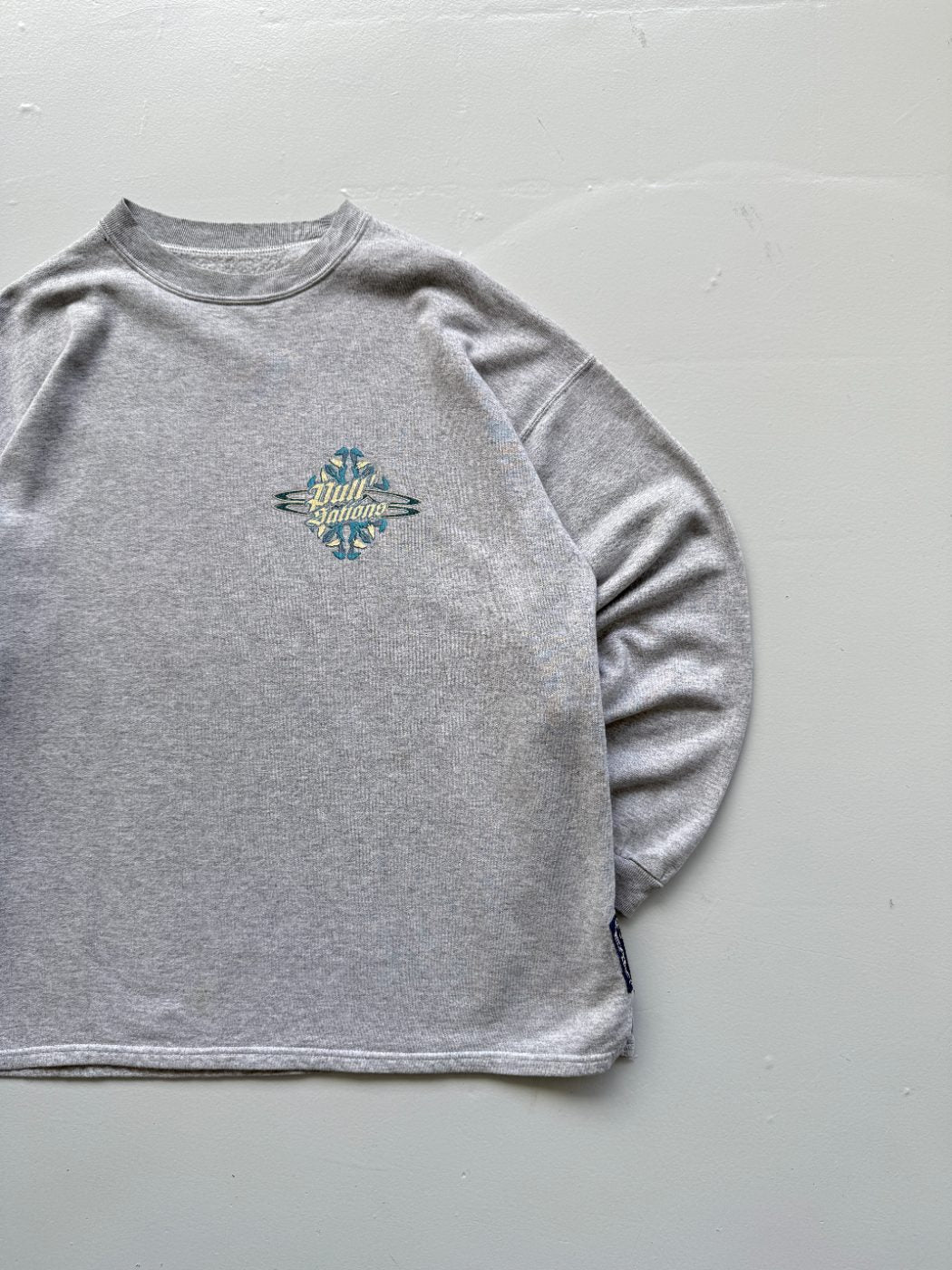 Wild Nations Surfer Graphic 90's Vintage Sweatshirt - Large