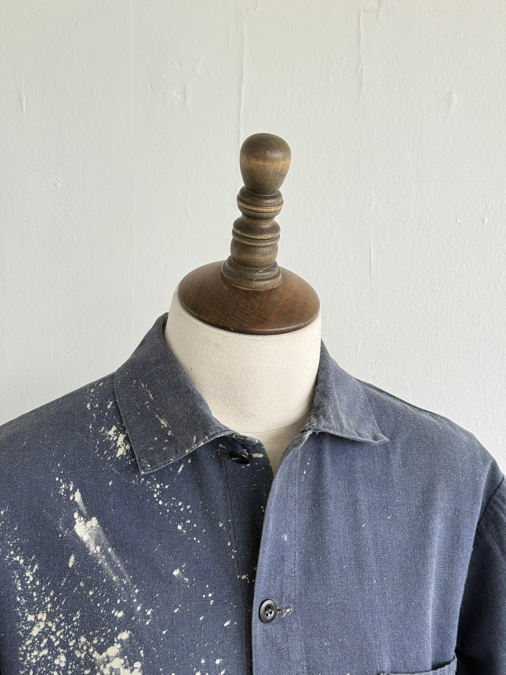 Thrashed Blue French Vintage Workwear Chore Jacket CH362 - Medium