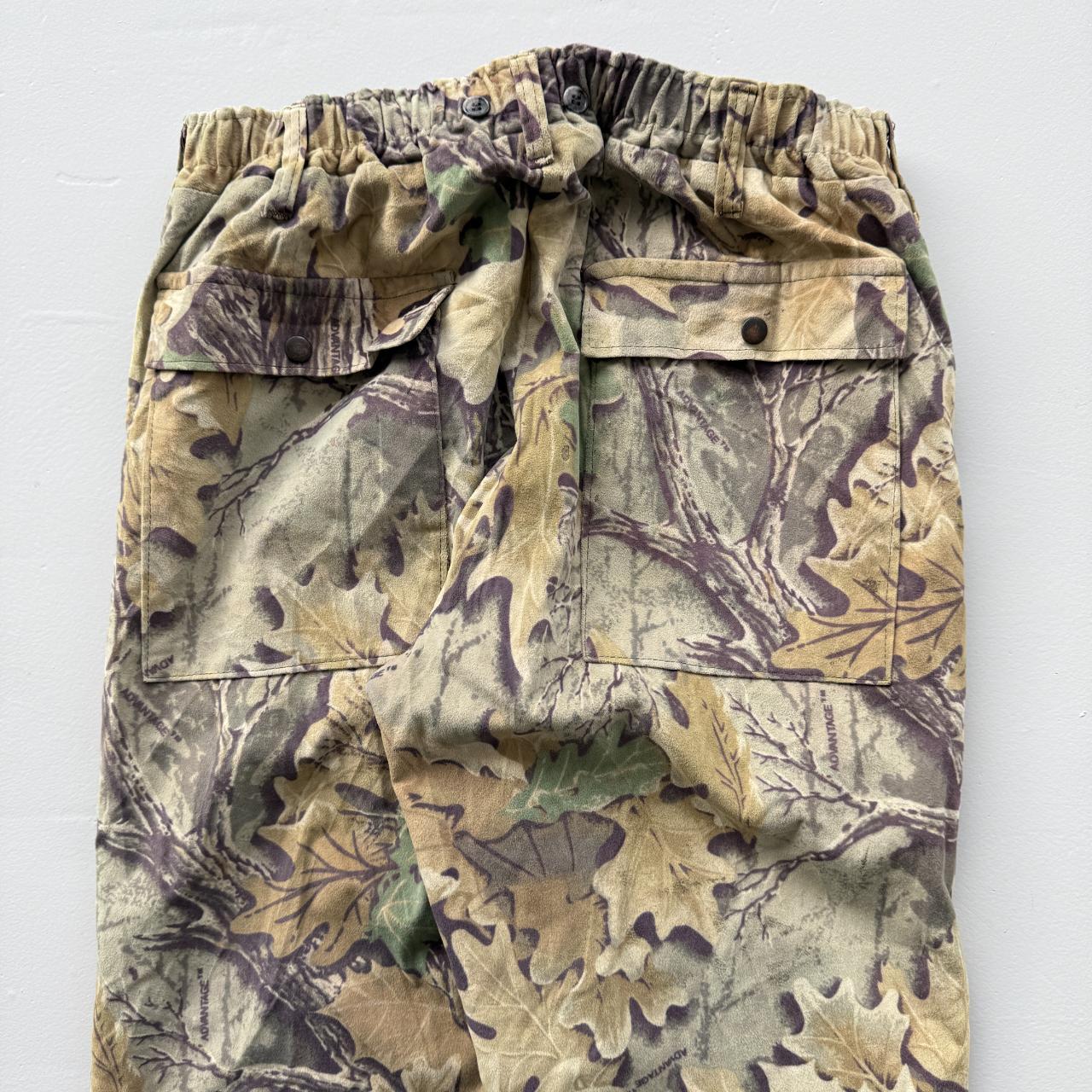 Pella Real Tree Camo Leaf Design 90's Cargo Pants - 35" x 30"