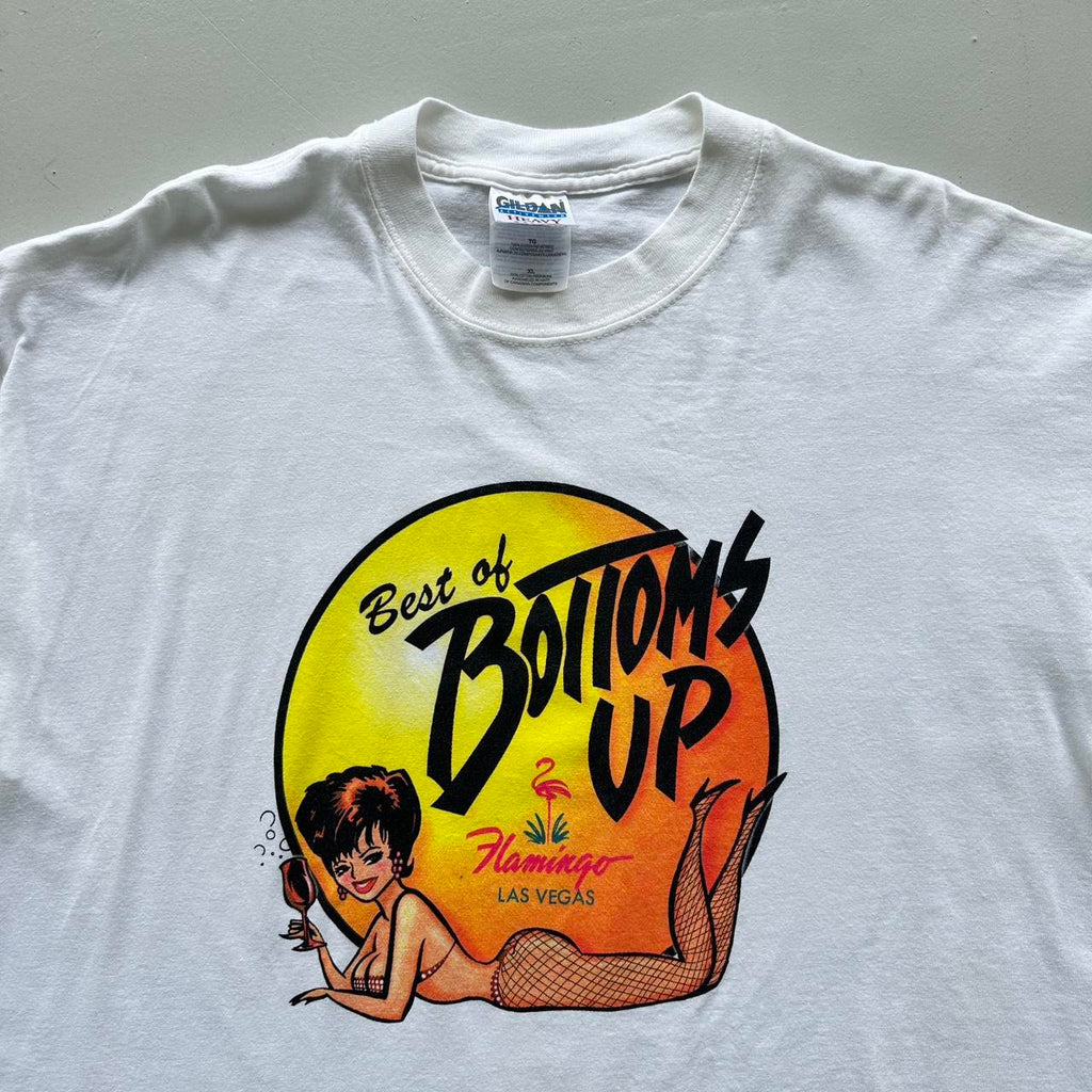 White Bottom's Up Pin Up Casino 00's Vintage T-shirt - XL