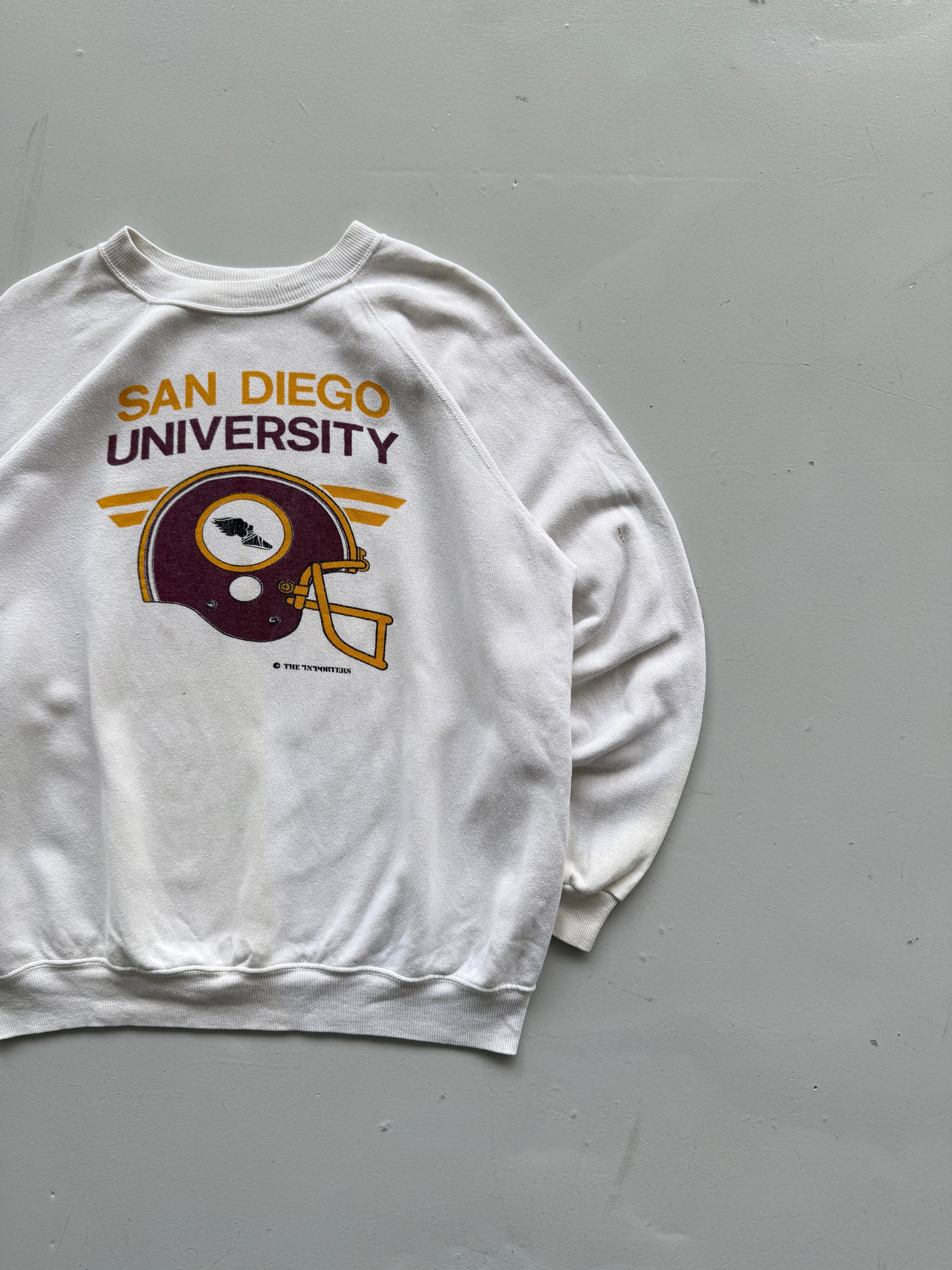 White San Diego College Football 80's Vintage Graphic T-Shirt - Medium