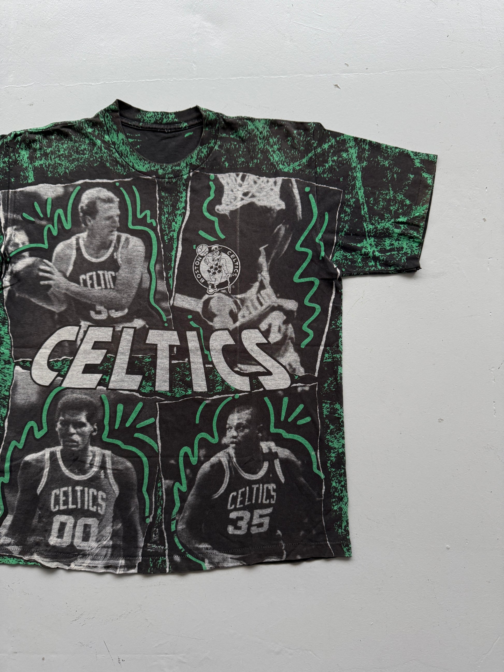 Boston Celtics NBA Vintage Single Stitch Salem Sportswear T-Shirt 90's - XL