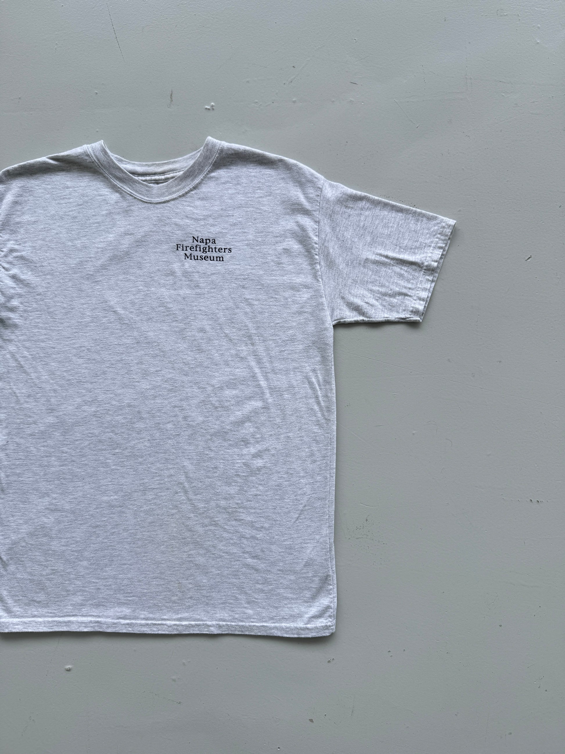 Grey Firefighters Museum 90's Vintage Graphic Tourist T-Shirt - Small