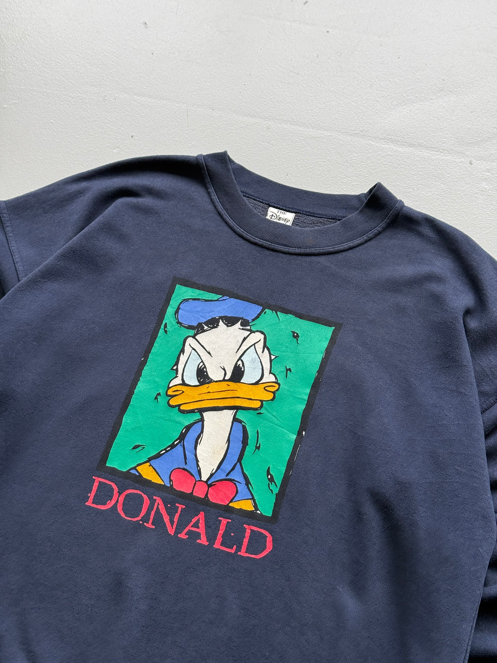Disney Store Donald Duck 90's Vintage Sweatshirt - XL