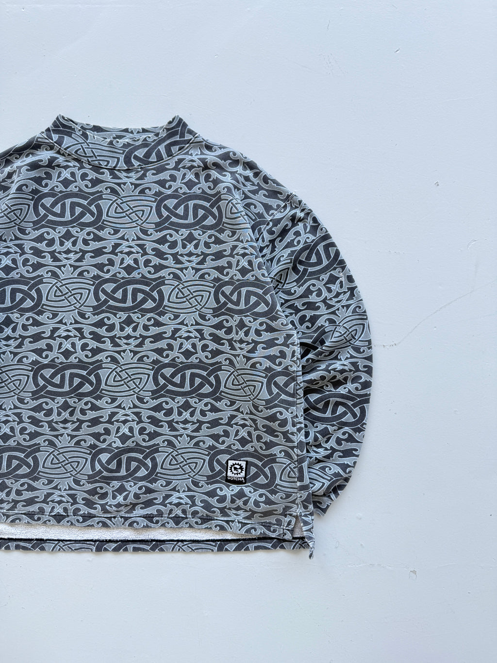 Gotcha All-Over Print 90's Vintage Surf Sweatshirt - Medium Oversized