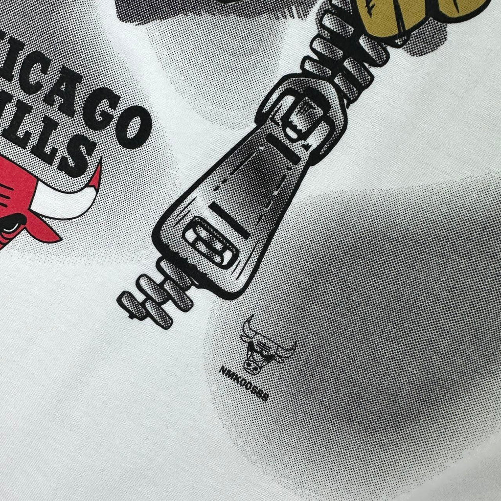 White Vintage Chicago Bulls NBA Baby T-shirt - Small Size 6/8