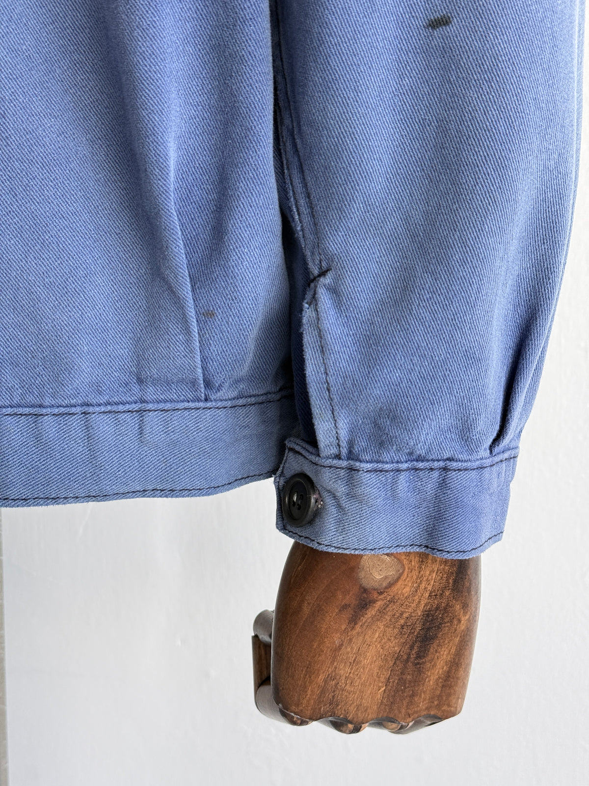 Thrashed Blue French 1960s Vintage Workwear Chore Jacket CH494 - Small