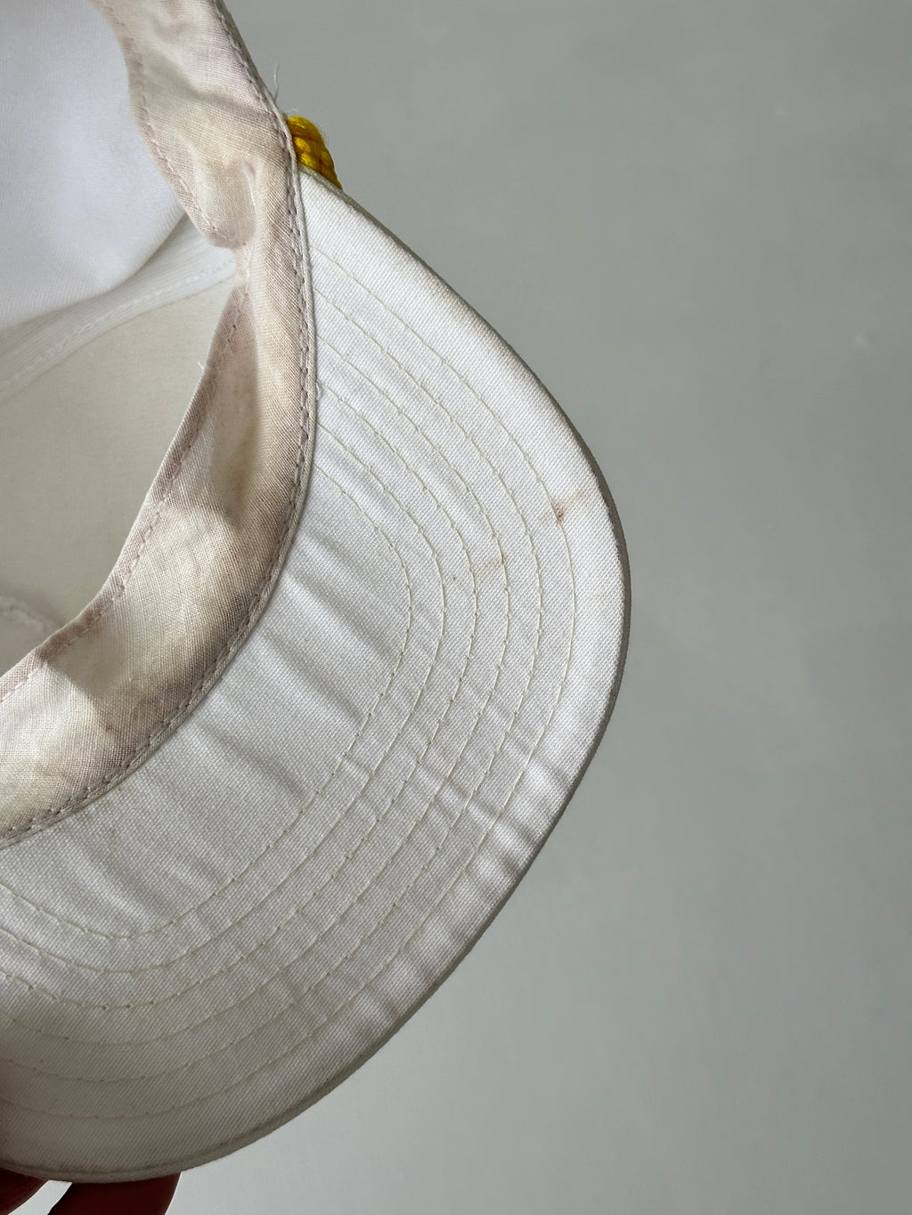 White Racing Collectables Club of America 90's Vintage SnapBack Trucker Cap