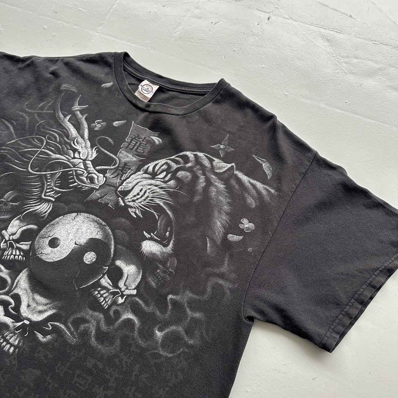 Black Tribal Gothic Y2K 00s Vintage Graphic T-Shirt - 2XL