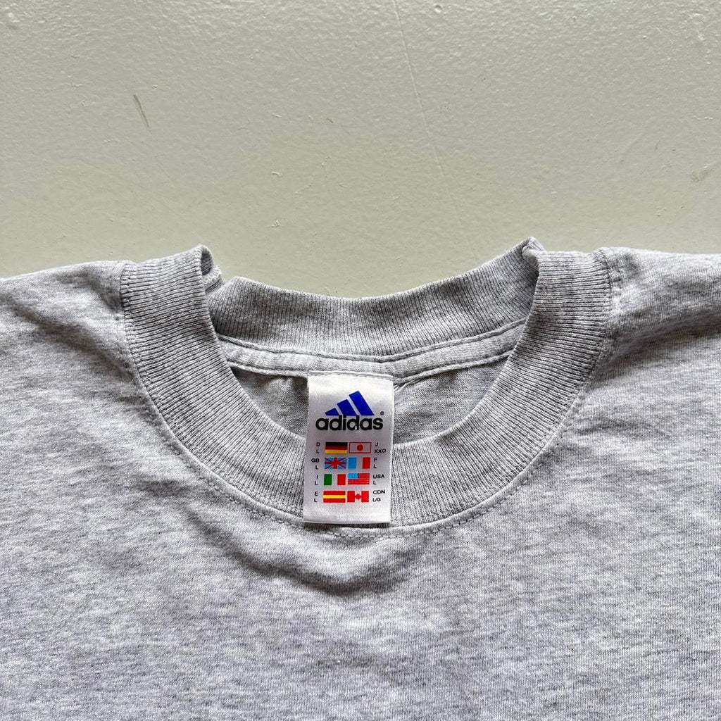 Grey Adidas Bayern Munchen Football 00s Vintage Graphic T-Shirt - XL