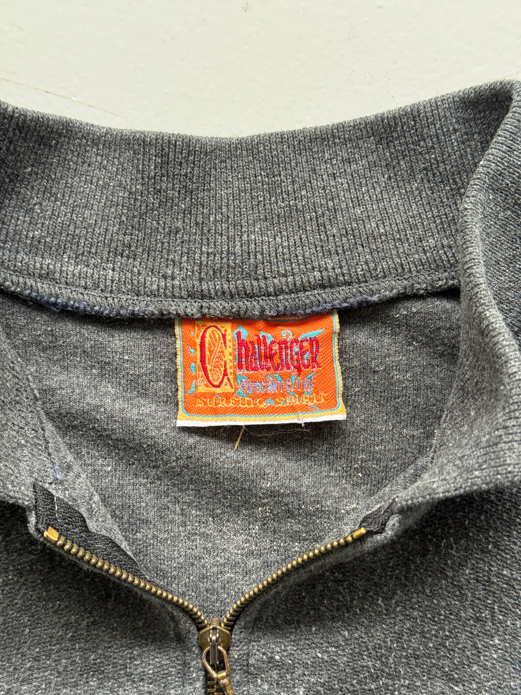 Challenger Surf Spot 90's Vintage Quarter Zip Sweatshirt - Medium