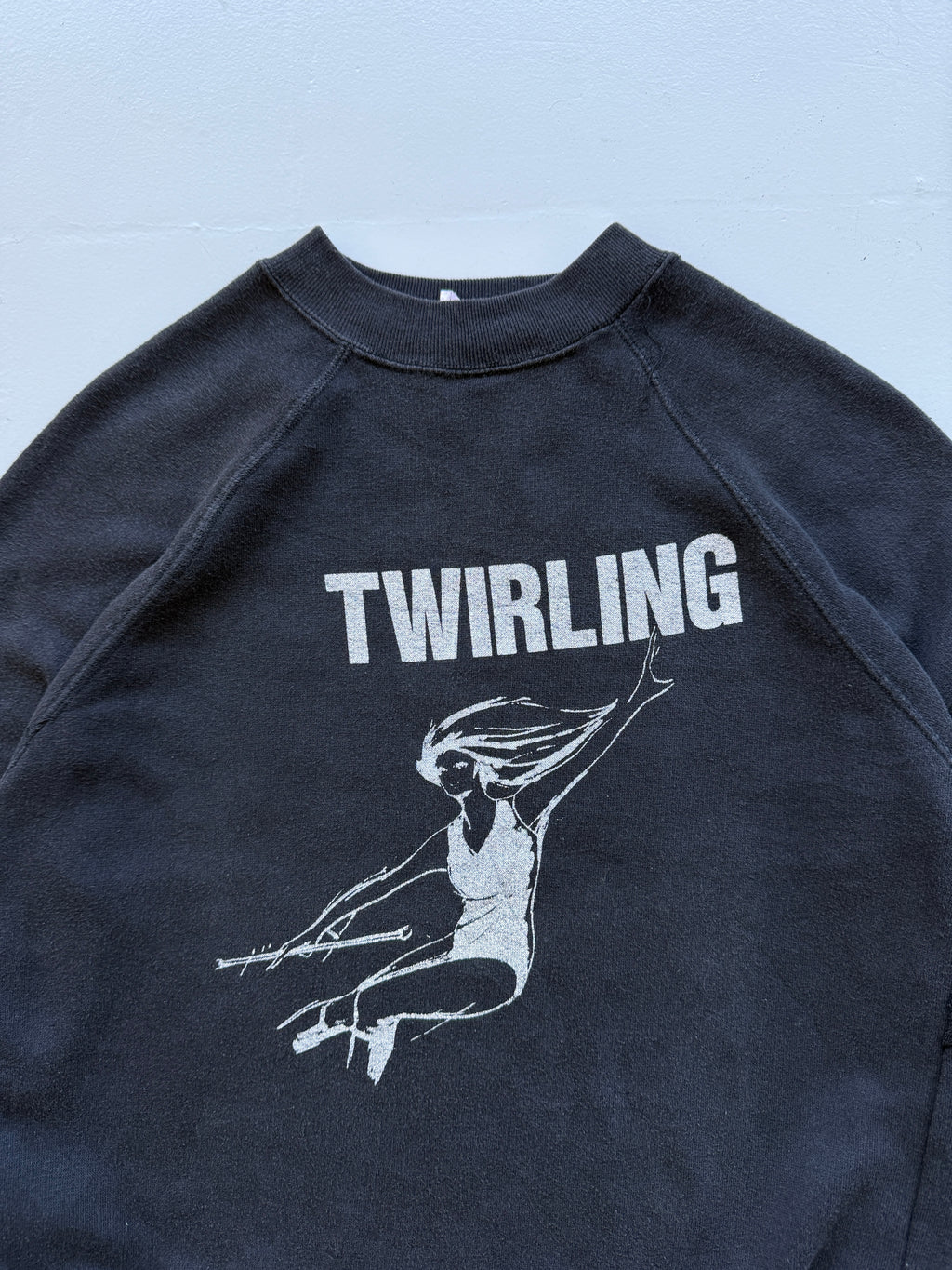 Black Twirling 90's Vintage Graphic Sweatshirt Jumper - Small