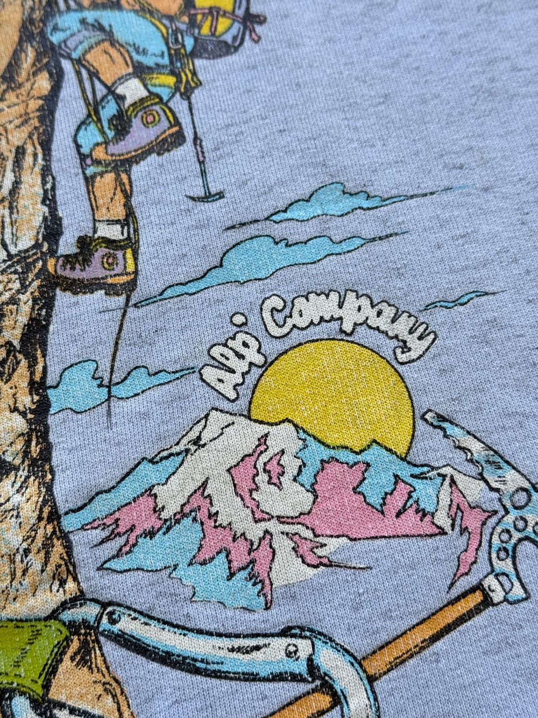 Alp Company Rock Climbing Graphic Vintage Sweatshirt - Large