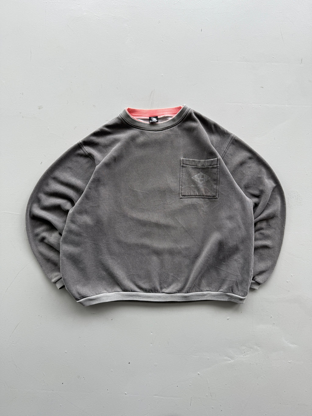 Grey Gotcha 90's Vintage Surfer Graphic Sweatshirt Jumper -  BoxyXL