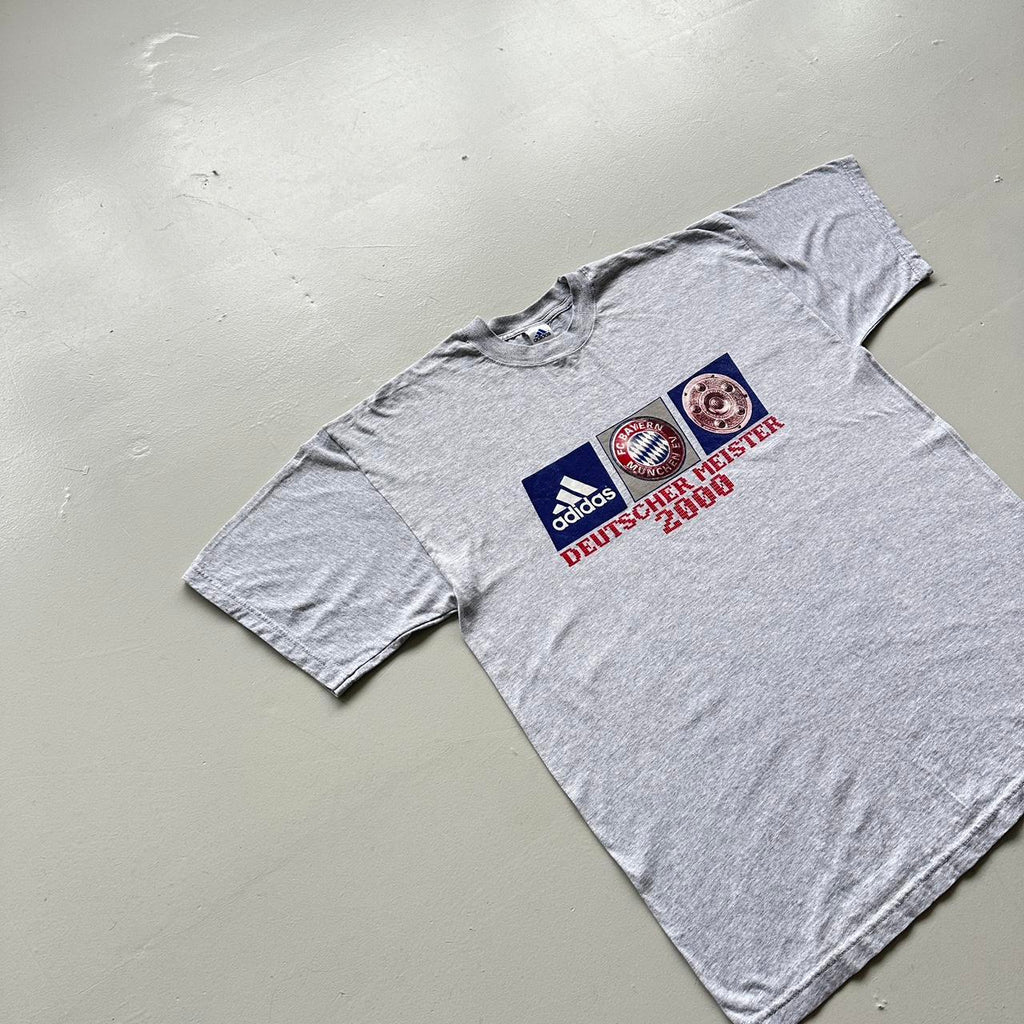 Grey Adidas Bayern Munchen Football 00s Vintage Graphic T-Shirt - XL