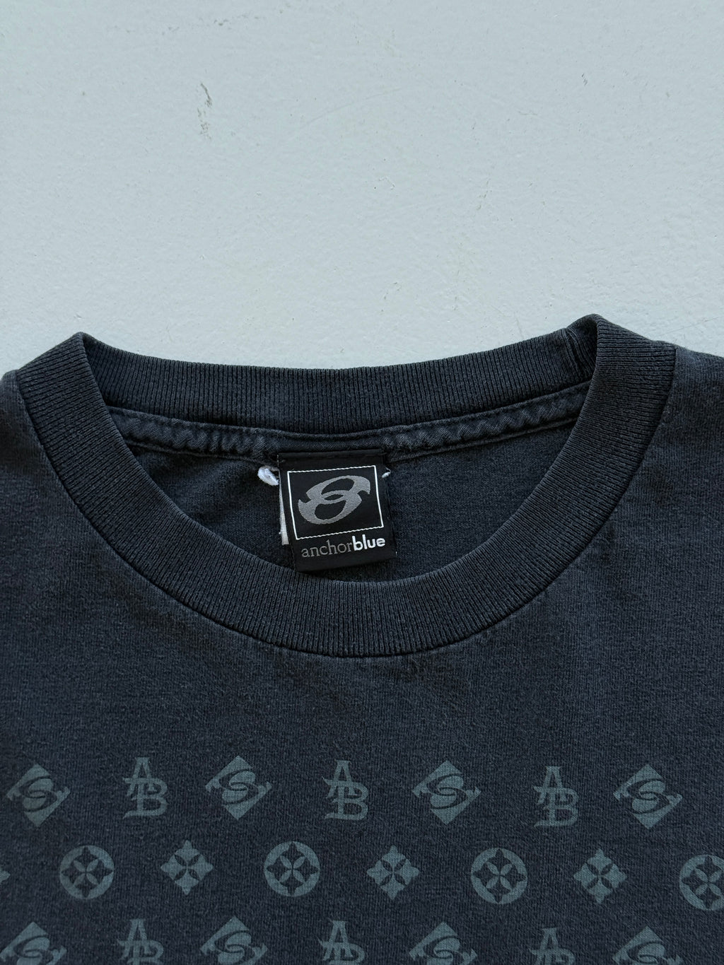 Black Anchor Blue 00's Vintage Y2K Graphic T-Shirt - XL