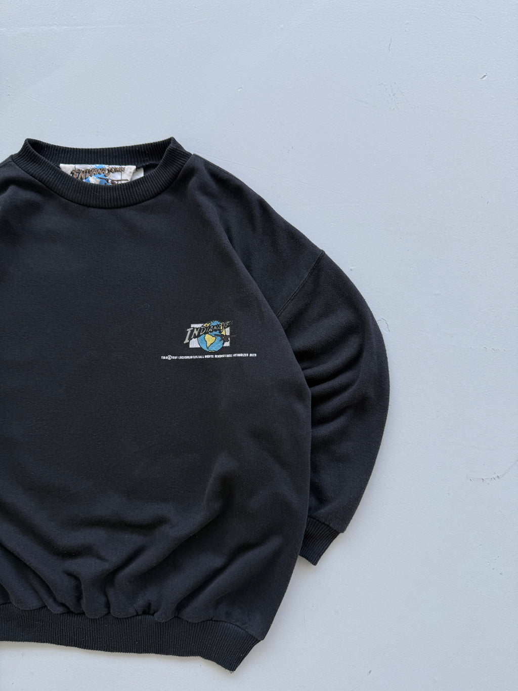 Indiana Jones The Legend 90's Vintage Graphic Sweatshirt - Kids Medium