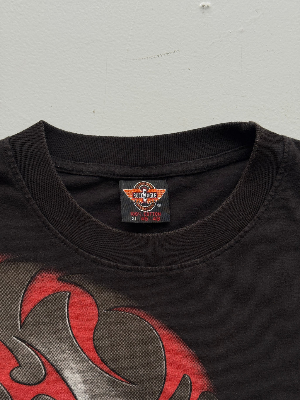 Black Tribal Skull Y2K Vintage Graphic T-Shirt - XL