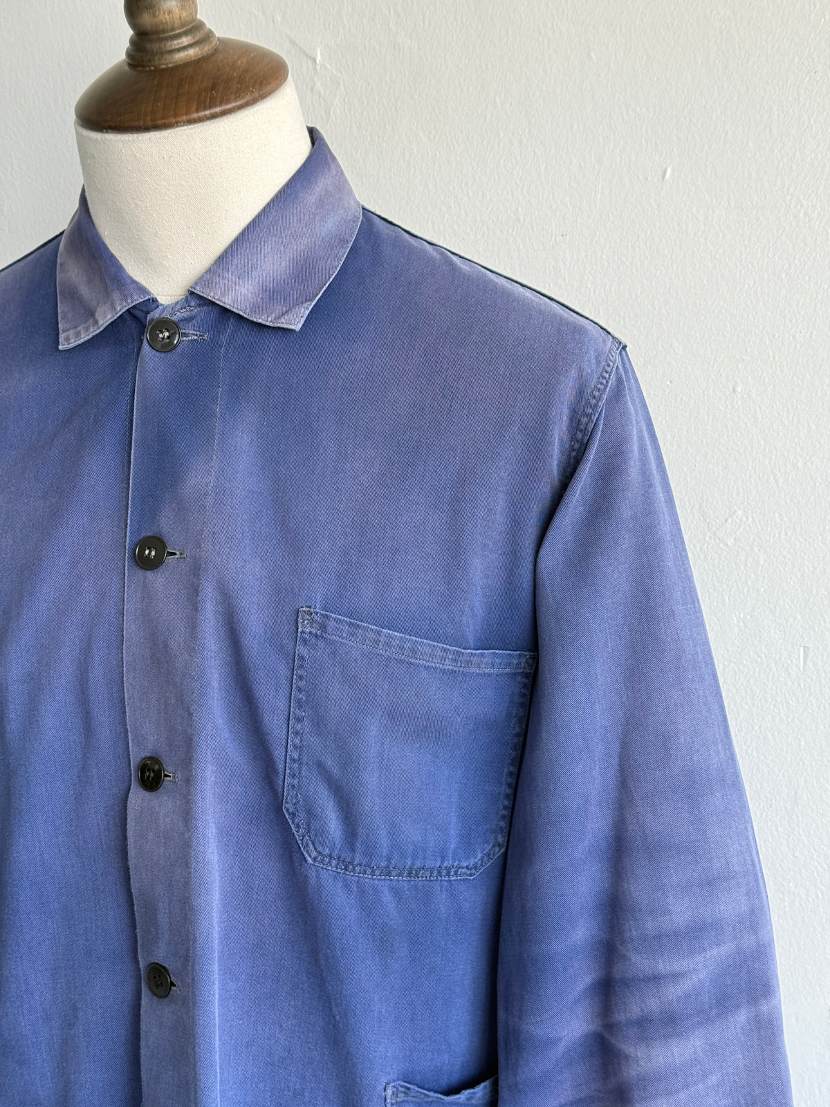 Thrashed Blue French 1950's Vintage Workwear Chore Jacket CH487 - Small