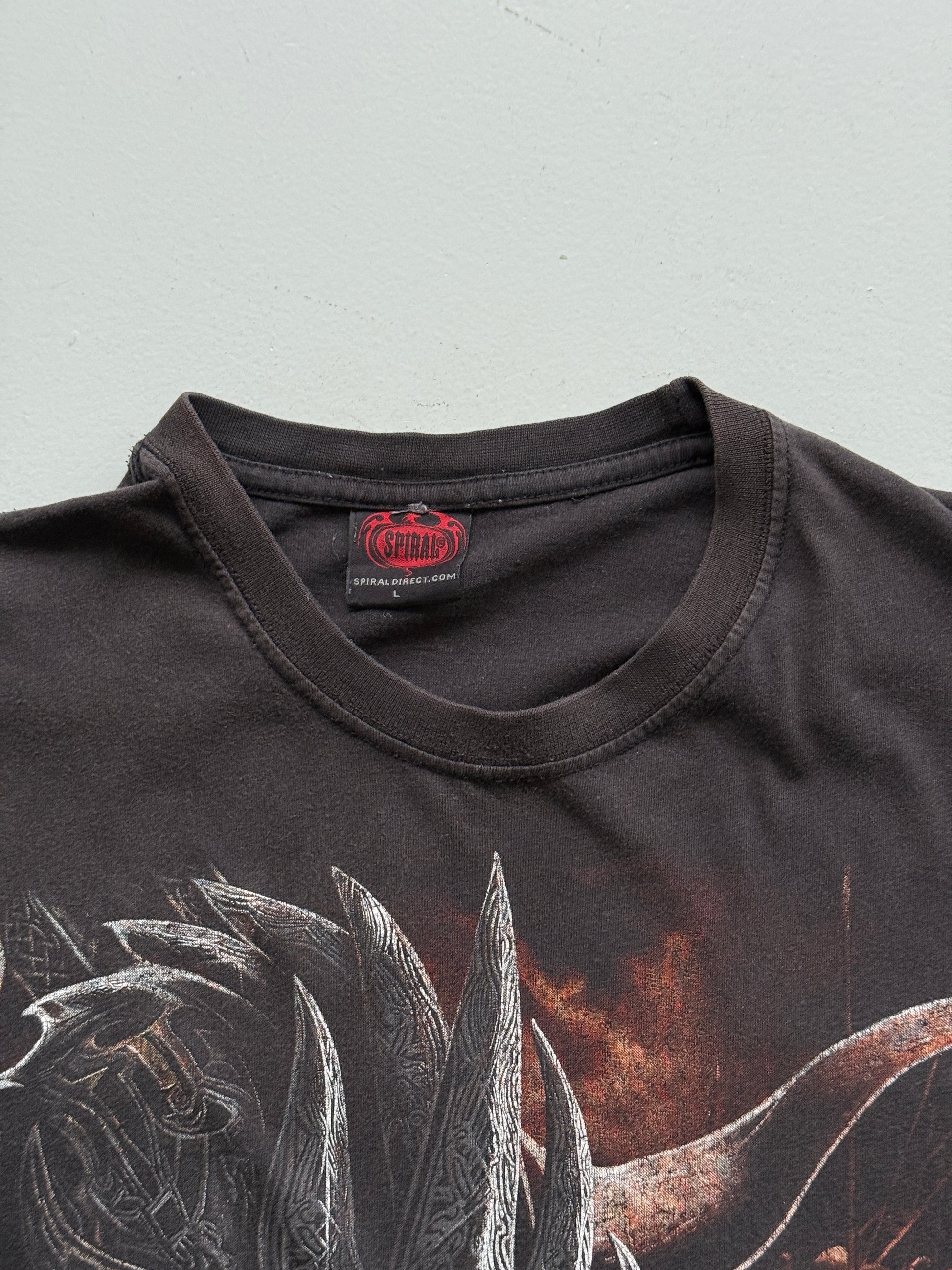 Faded Black Skull Knight 00's Vintage Metal Graphic T-Shirt - Medium