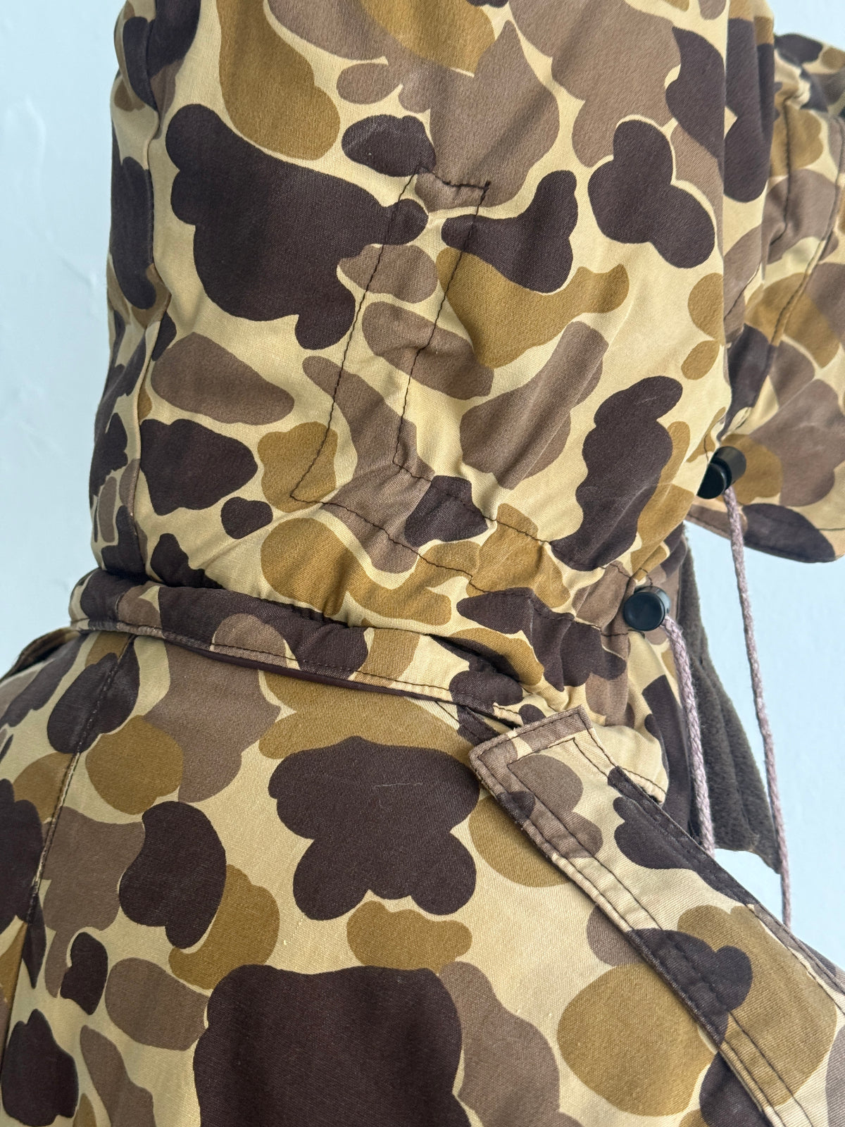 Avid Camo Duck Hunter 80's Vintage Hooded Hunting Jacket - Medium