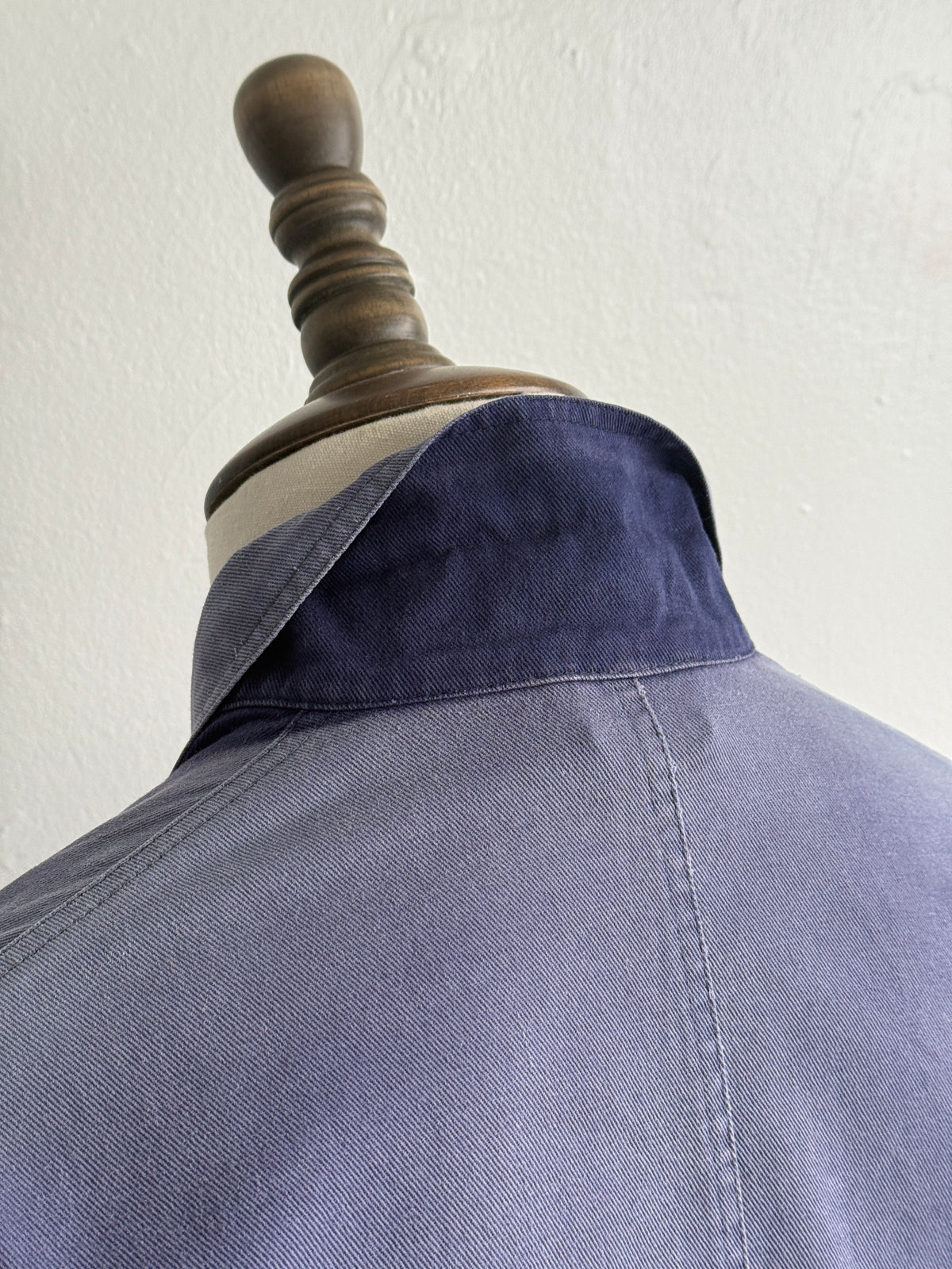 Faded Blue French 1970s Vintage Workwear Chore Jacket CH451 - Medium
