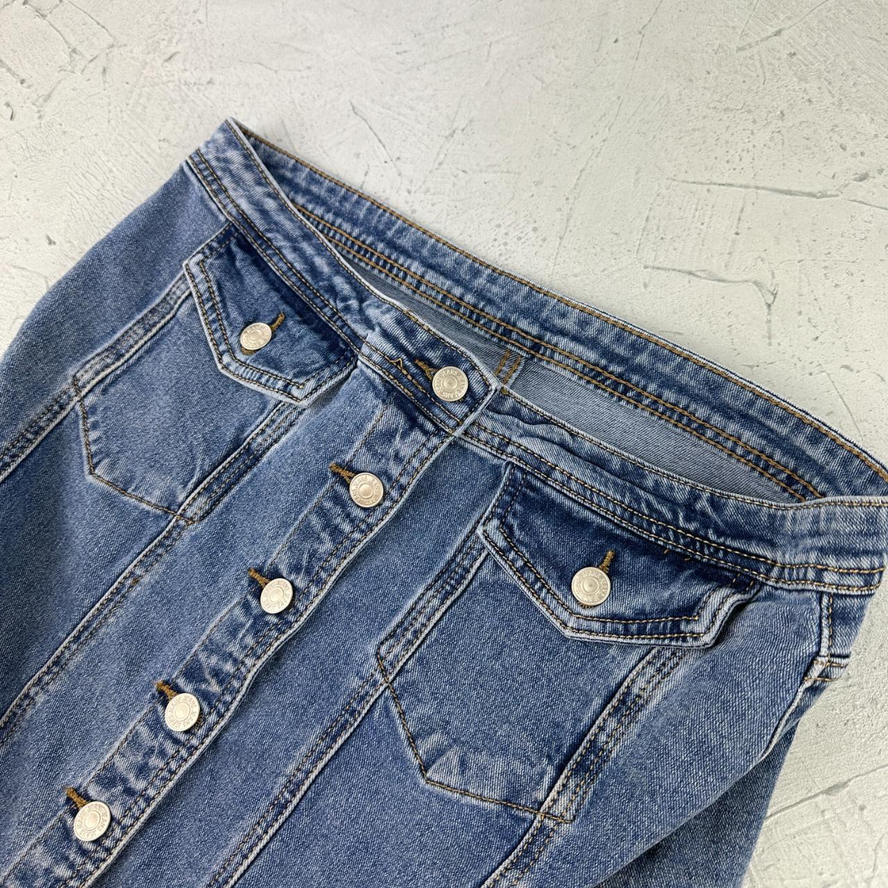 Womens Y2K Denim Mini Skirt - 32” x 15” Medium Size 10