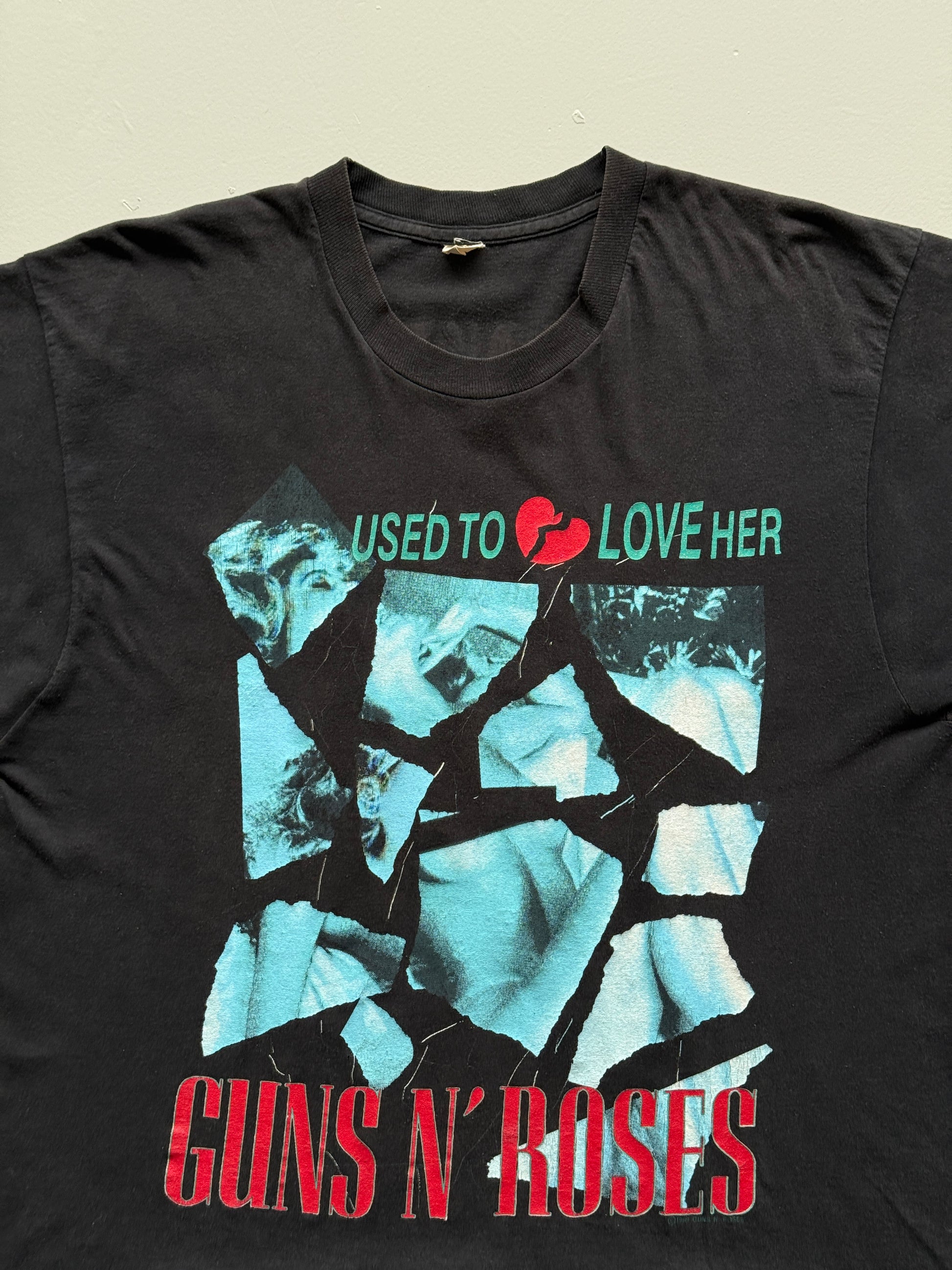 Black Guns N' Roses 80's Vintage Single Stitch Band Graphic T-Shirt - Medium