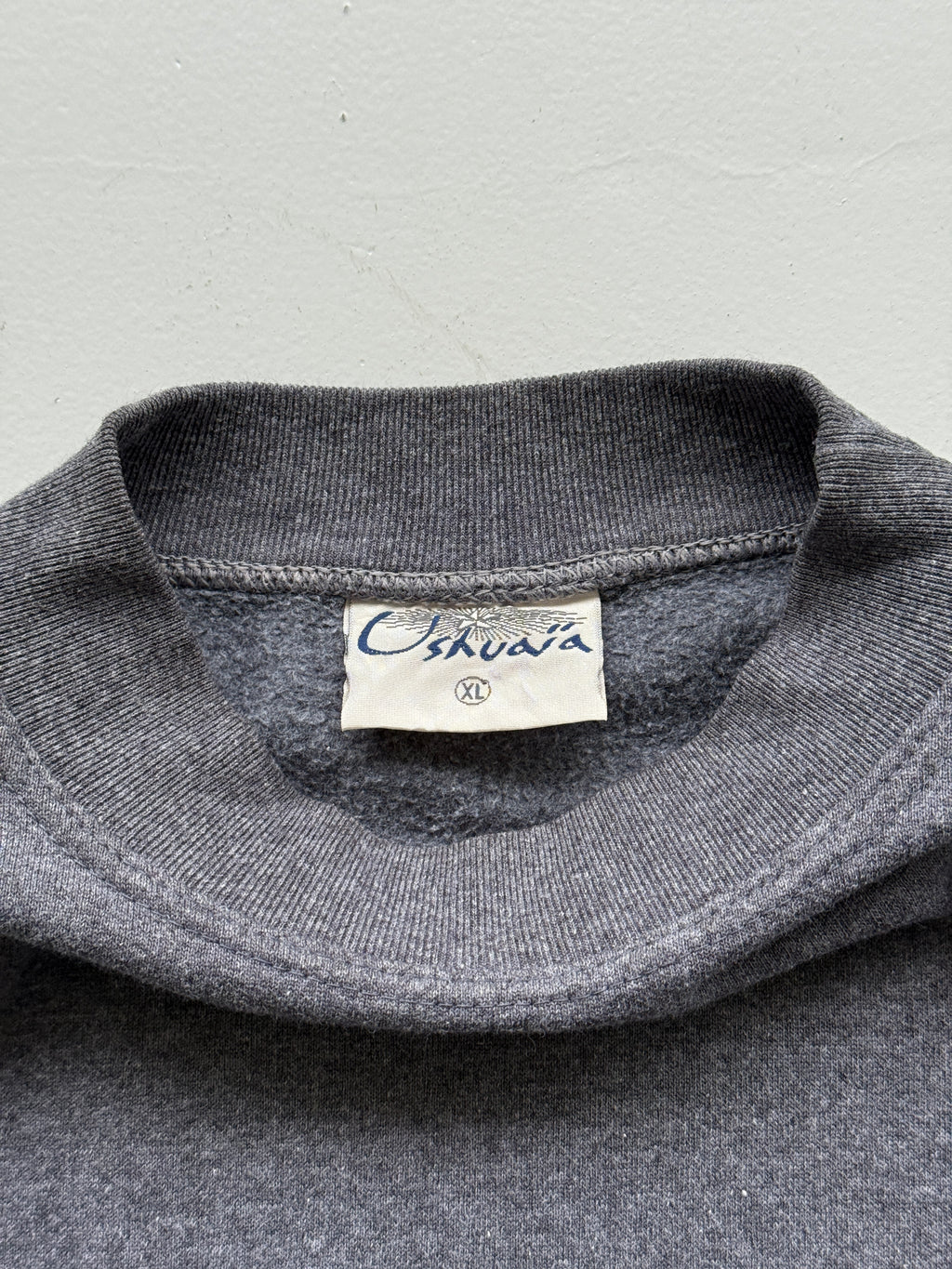 Grey Ushuaia Surf 90's Vintage Surfer Graphic Sweatshirt Jumper - XL