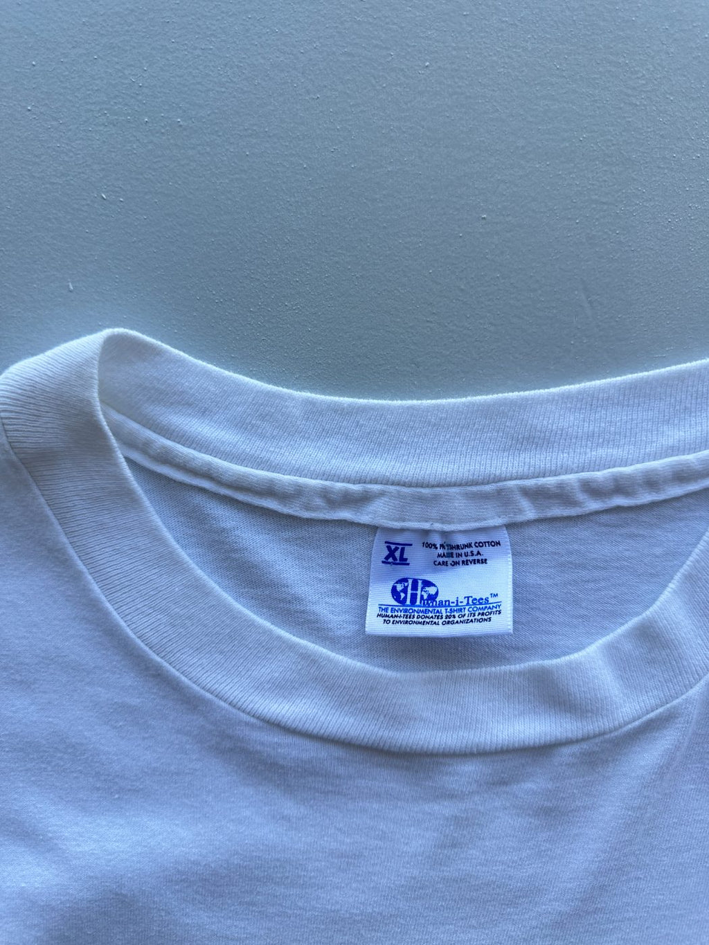 Human-i-Tees The Living Forest 90's Vintage Single Stitch T-Shirt - XL