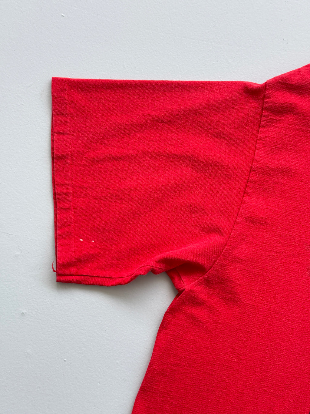 Red Levi's 90's Vintage Graphic Single Stitch T-Shirt - Large