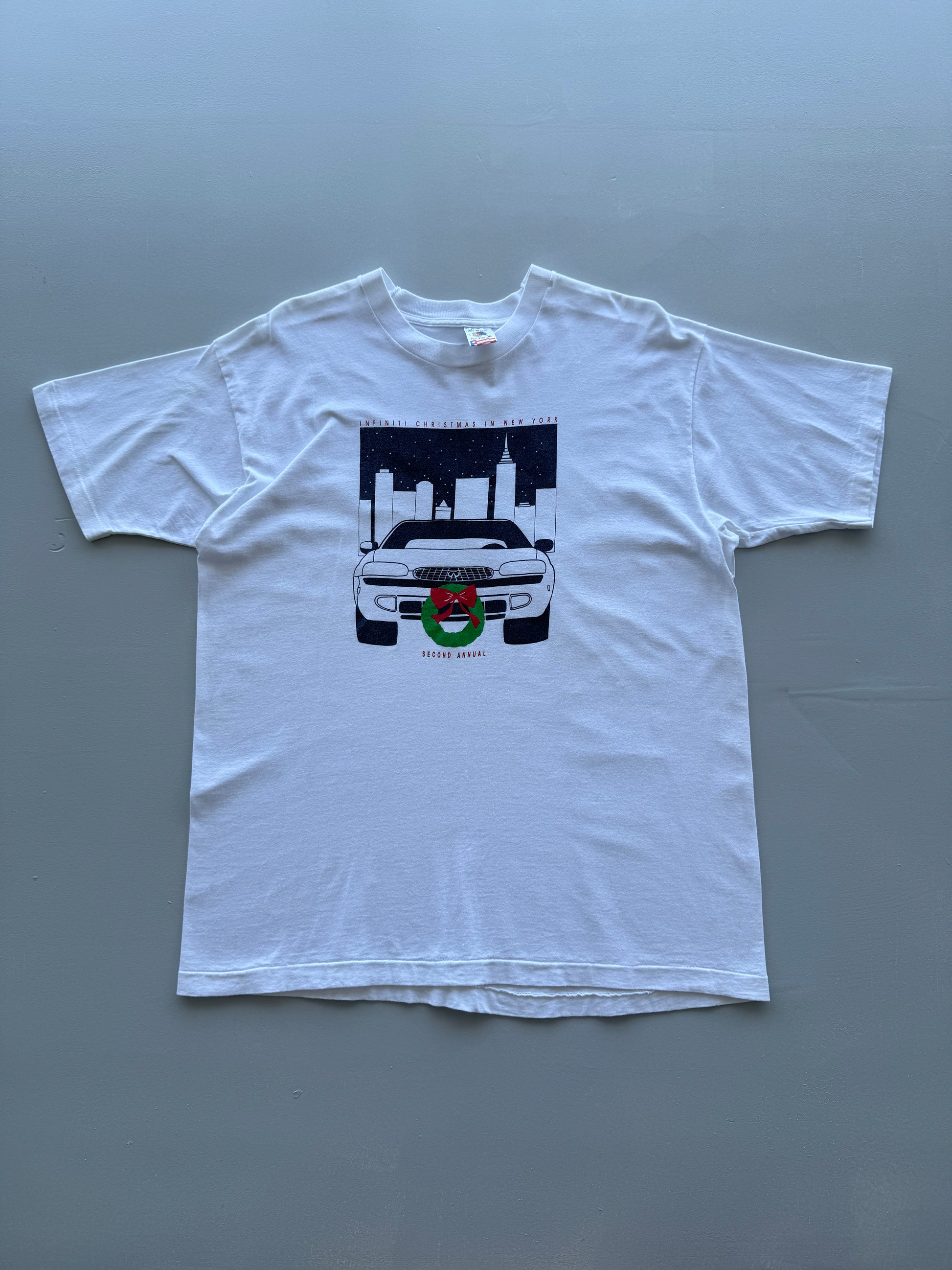 Infiniti Christmas in New York 90s Vintage Single Stitch T-Shirt - Large