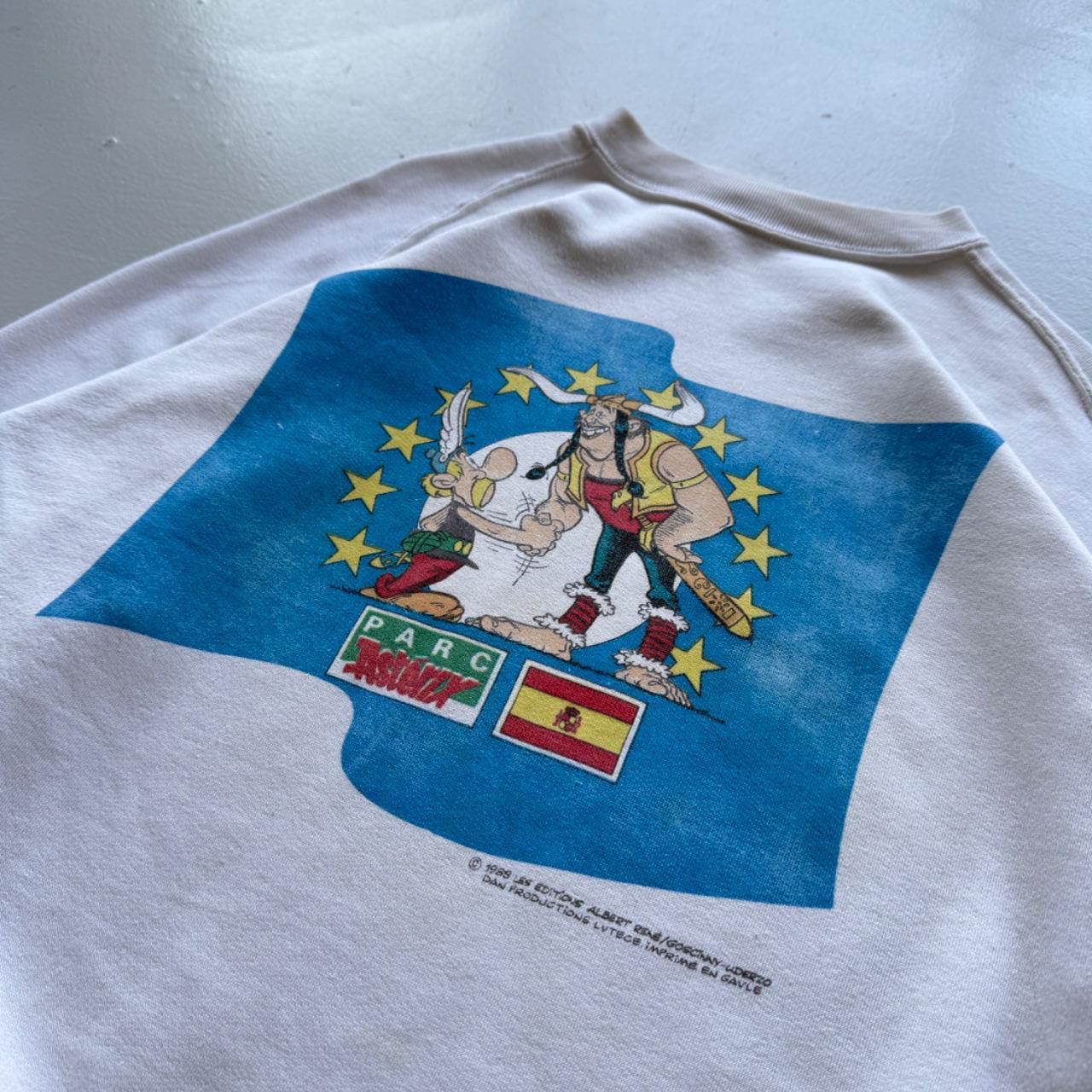 White Asterix Euro 80's Cartoon Vintage Sweatshirt - Medium