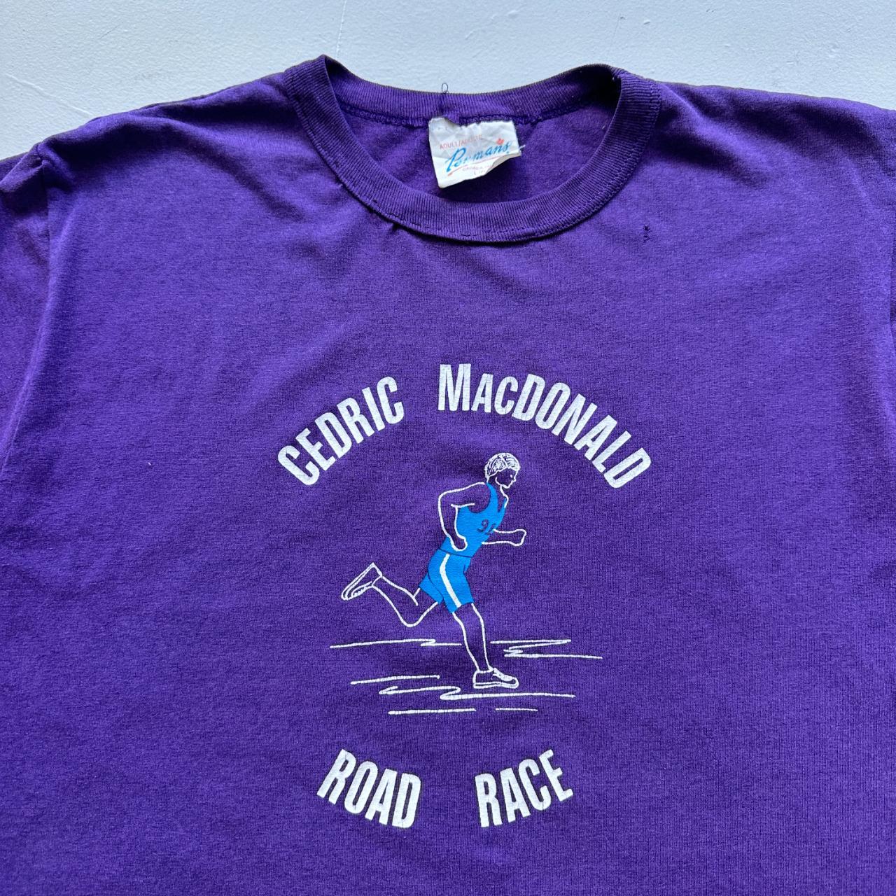 Purple Cedric Macdonald Running 90s Vintage T-shirt - Medium