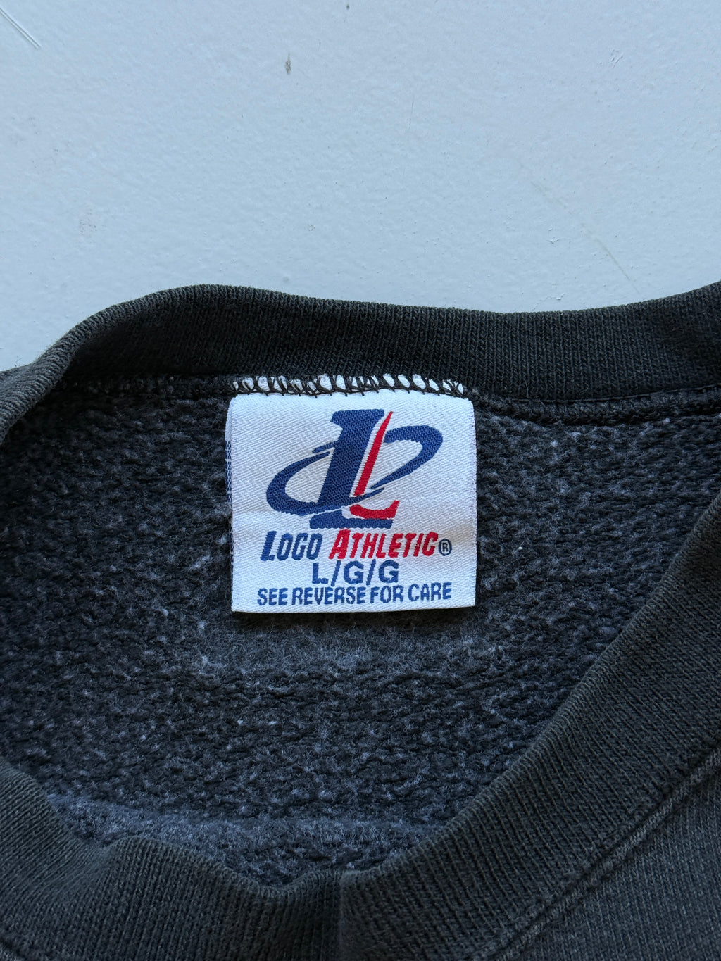 Faded Black Pittsburgh Steelers 90's Vintage Graphic Sweatshirt - Medium