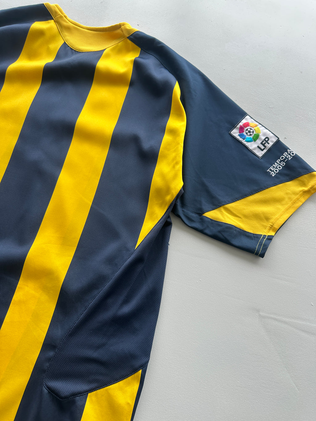 Nike Atletico Madrid 2005-06 LFP Vintage Away Football Shirt - Large
