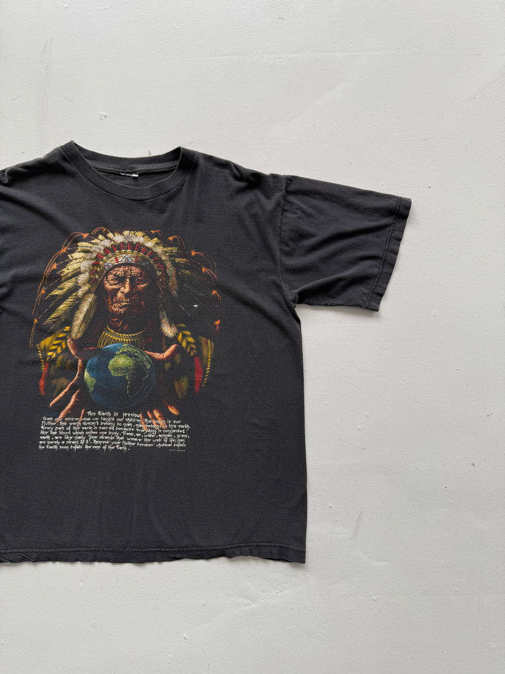 Black Native American 90's Vintage Graphic Tourist T-Shirt - Large
