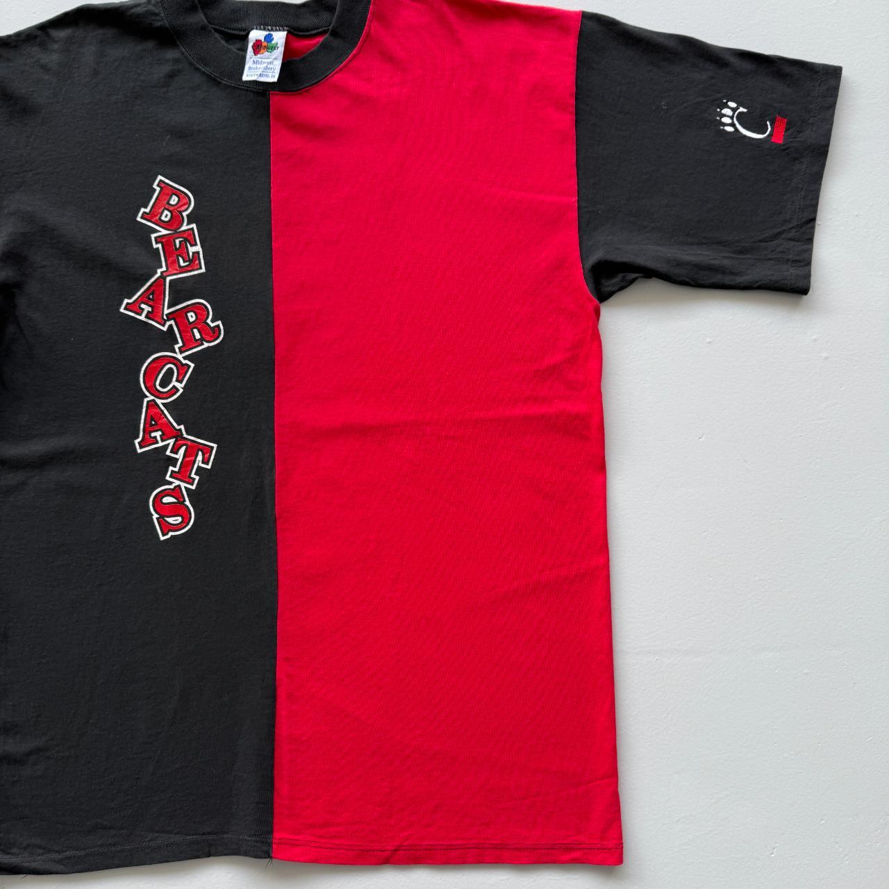 Red / Black Bear Cats American Sports Vintage 90s T-shirt - XL
