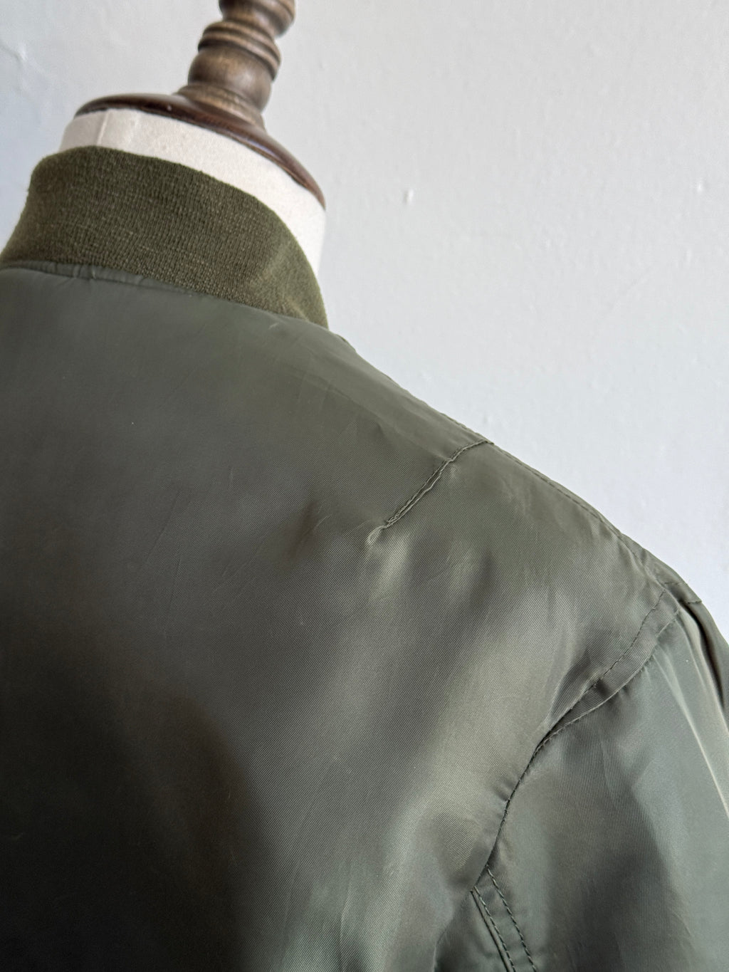 Olive Green MA-1 Style 90's Vintage Bomber Jacket - Medium