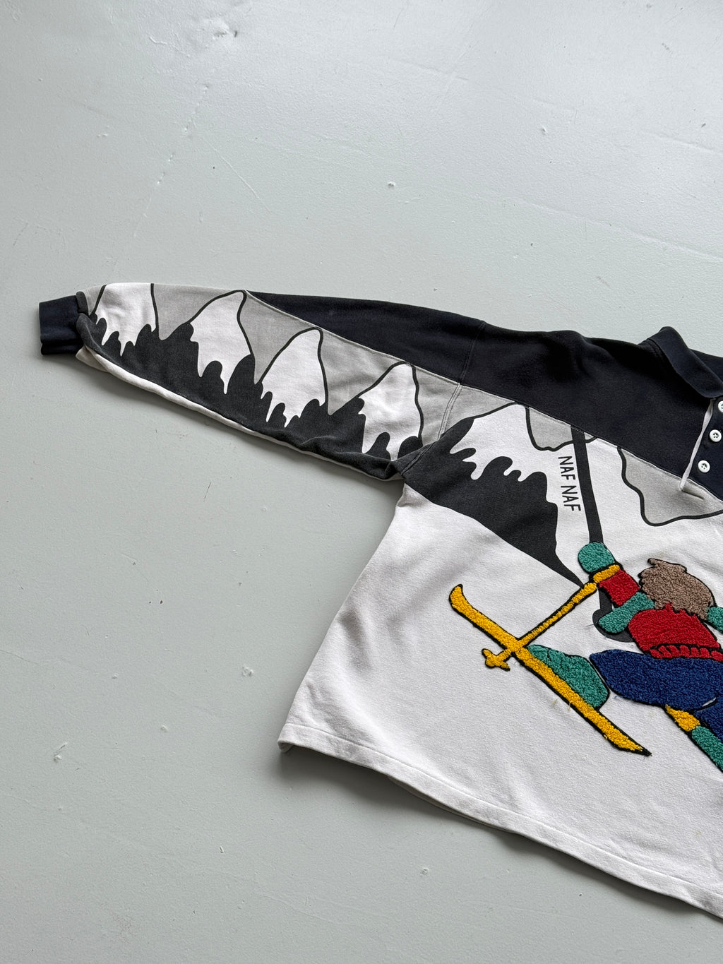 Naf Naf Ski Graphic 90's Vintage Sweatshirt - Medium