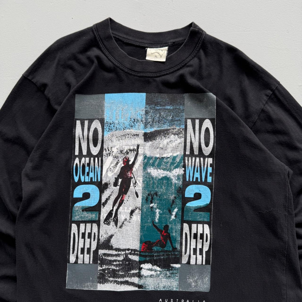 Black No Diving 90s Vintage Surf Long Sleeve T-Shirt - Large