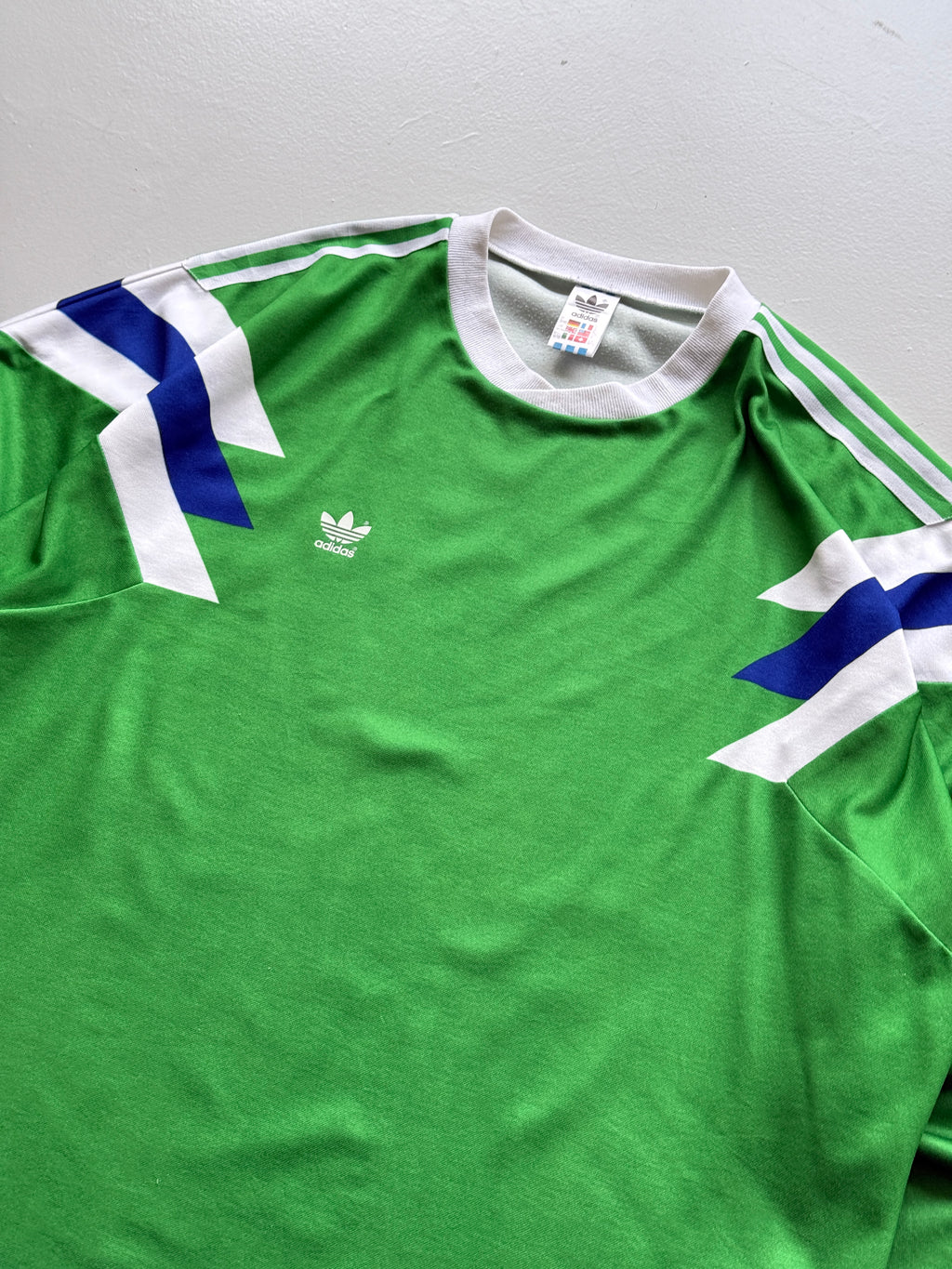 Adidas Blank 80's/Early 90's Vintage Long Sleeve Football Shirt - XL