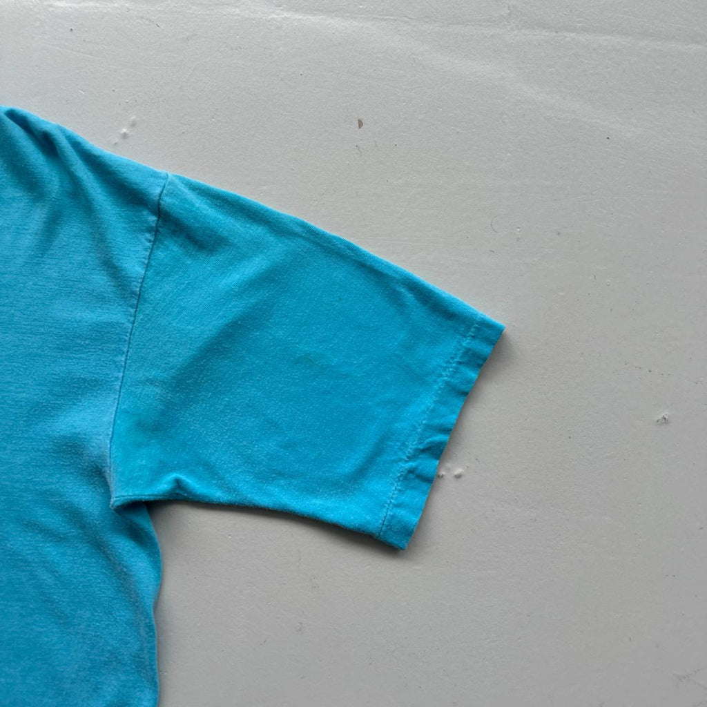 Aqua Blue Niagara Falls Canada 90s Vintage T-shirt - Small