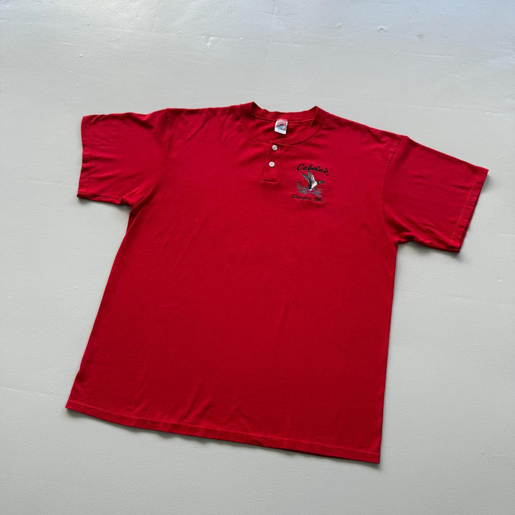 Red Cabela's Button-Up Vintage 90s T-shirt - XL