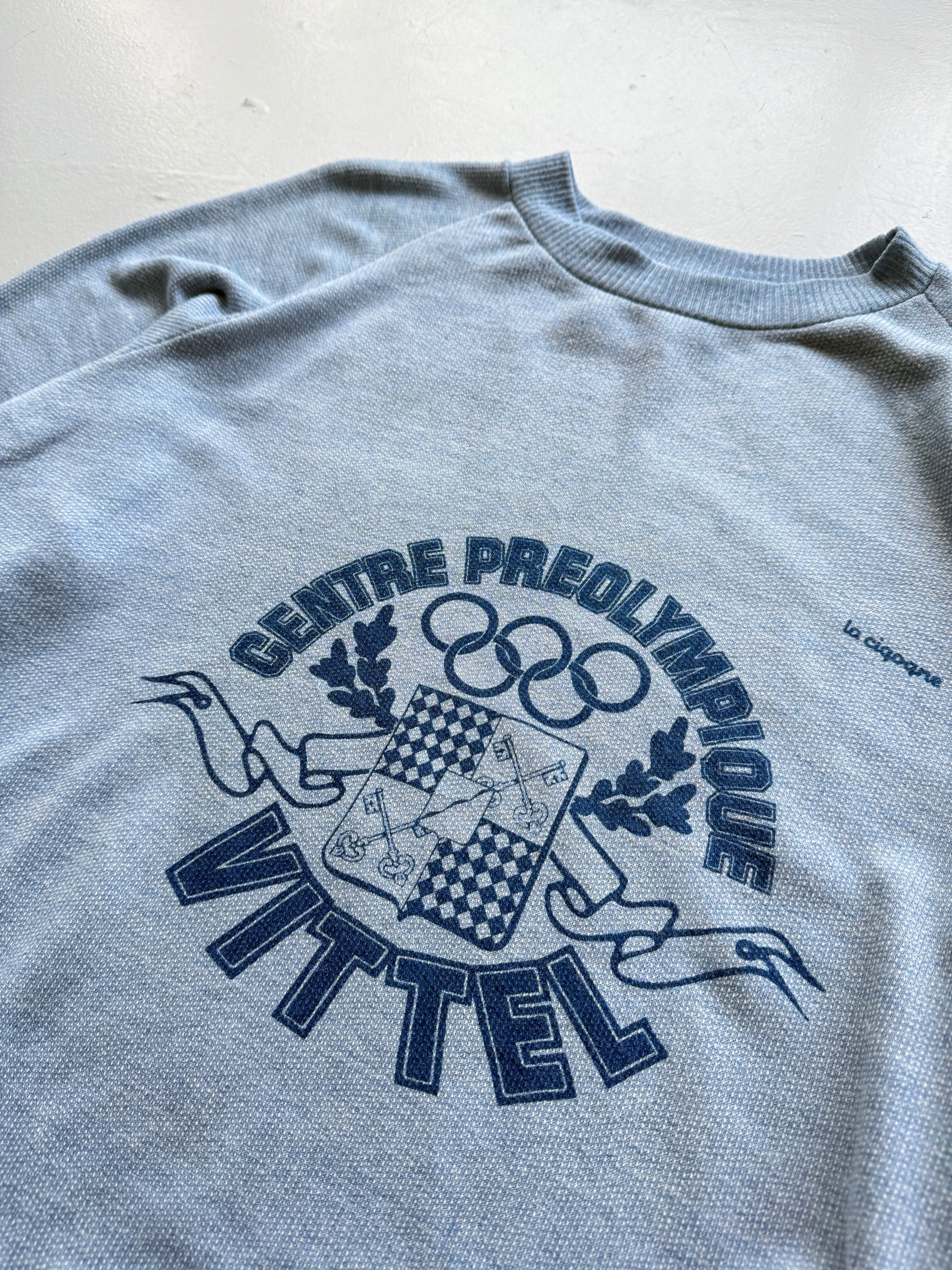 Light Blue La Ciqoqne 80's Vintage Graphic Olympic Sweatshirt Jumper - Medium