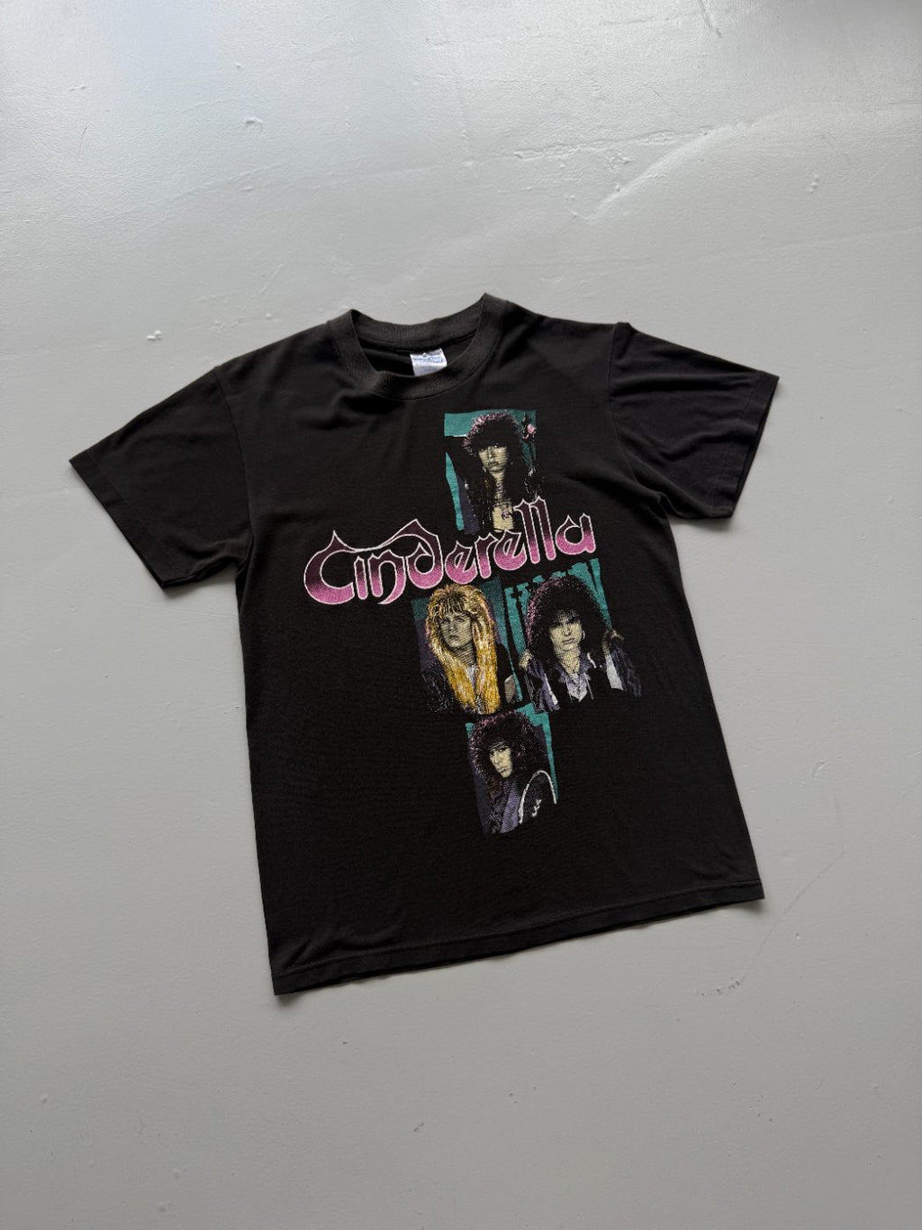 Cinderella Shakes The U.S.A. Single Stitch 80's Vintage Band T-Shirt -Small