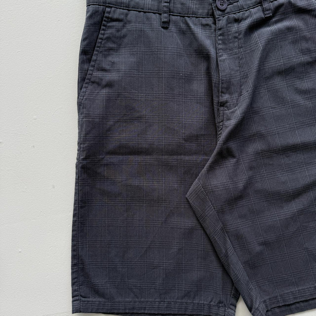Black Billabong Surfwear Cotton 00’s Cargo Shorts - 32"